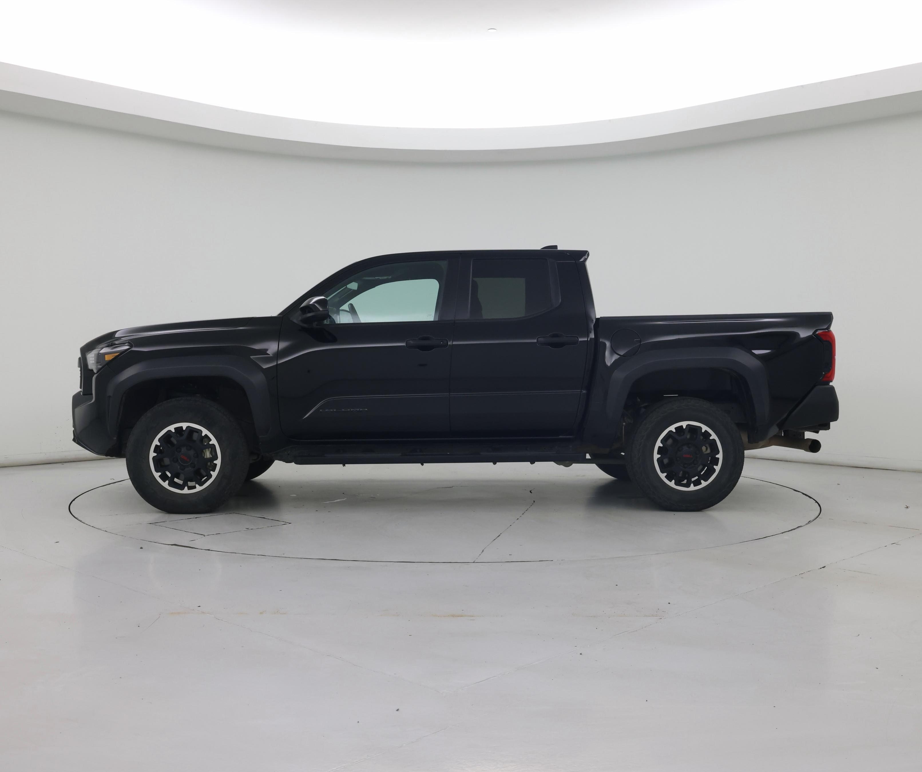 Thumbnail: 2024 Toyota Tacoma - 3