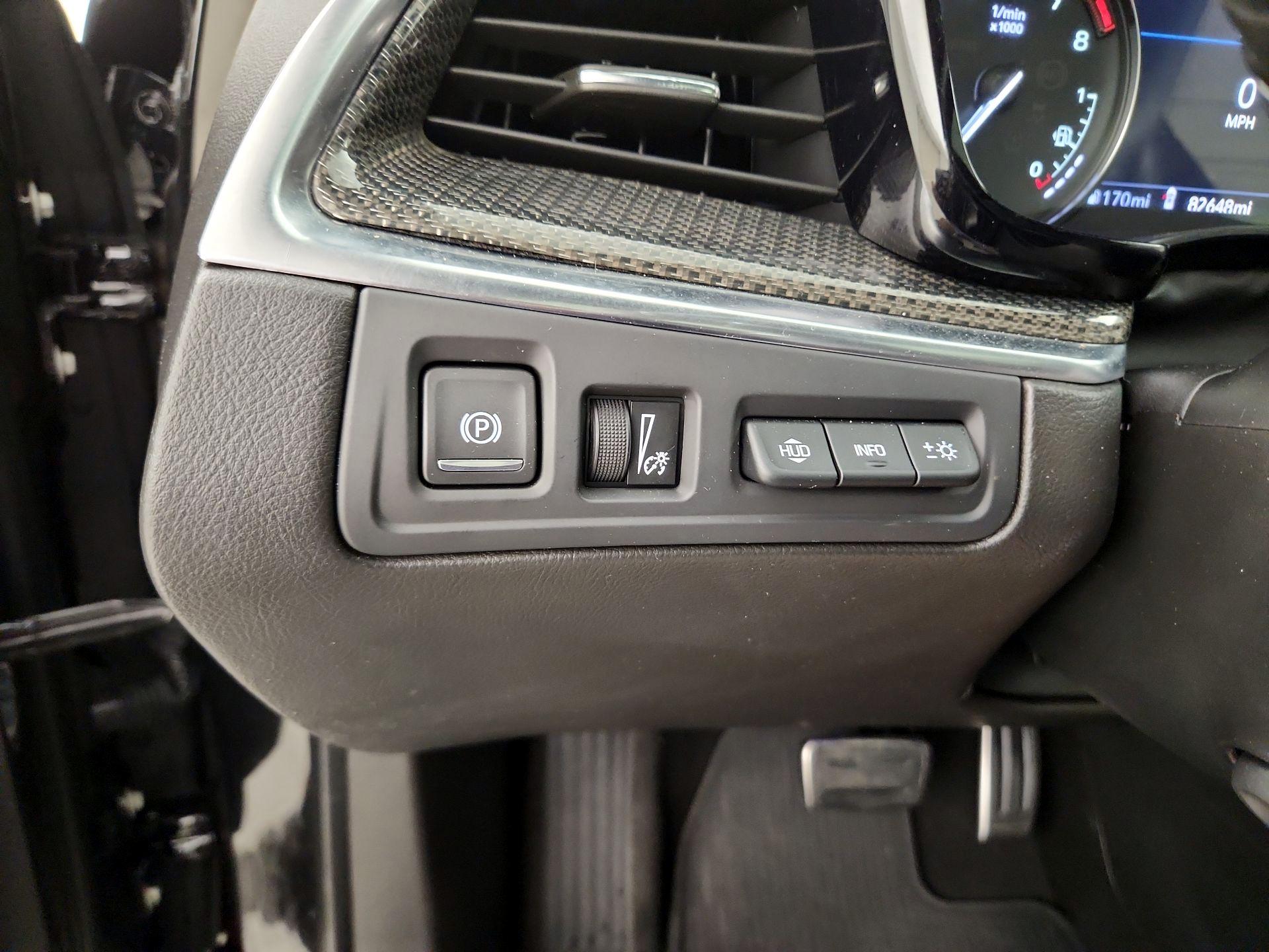 Thumbnail: 2022 Cadillac XT5 - 13