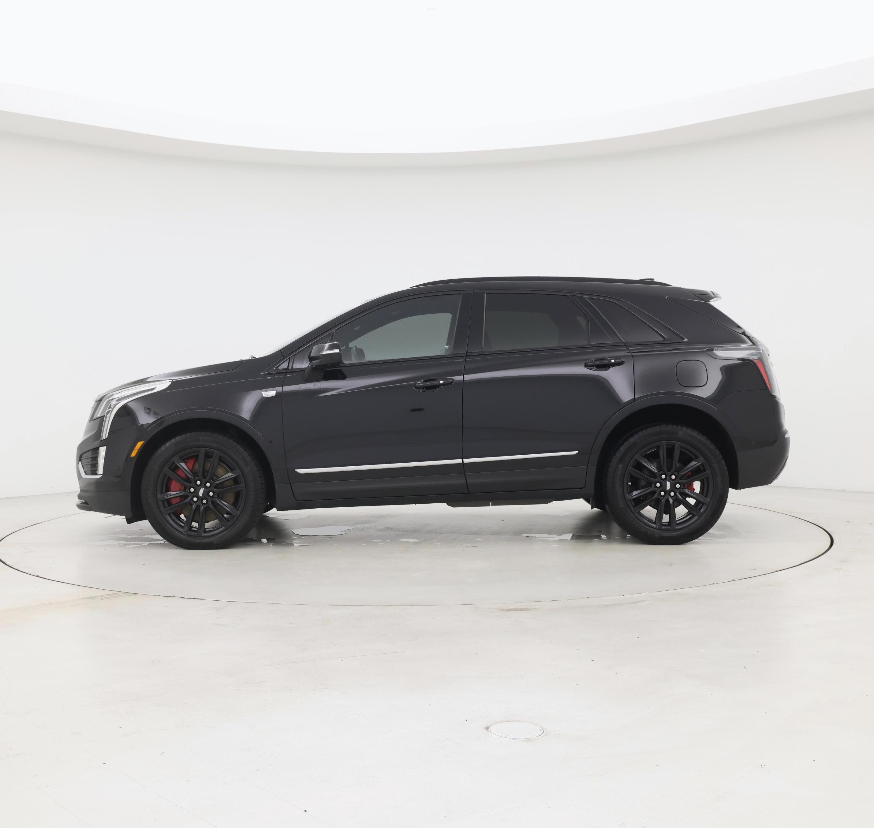 Thumbnail: 2022 Cadillac XT5 - 3