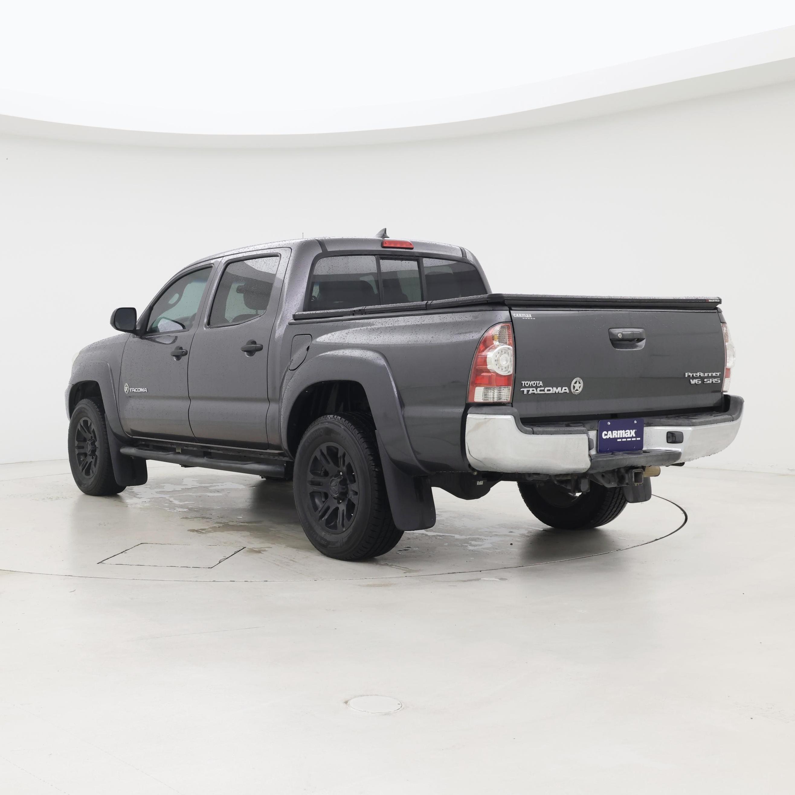 Thumbnail: 2015 Toyota Tacoma - 2