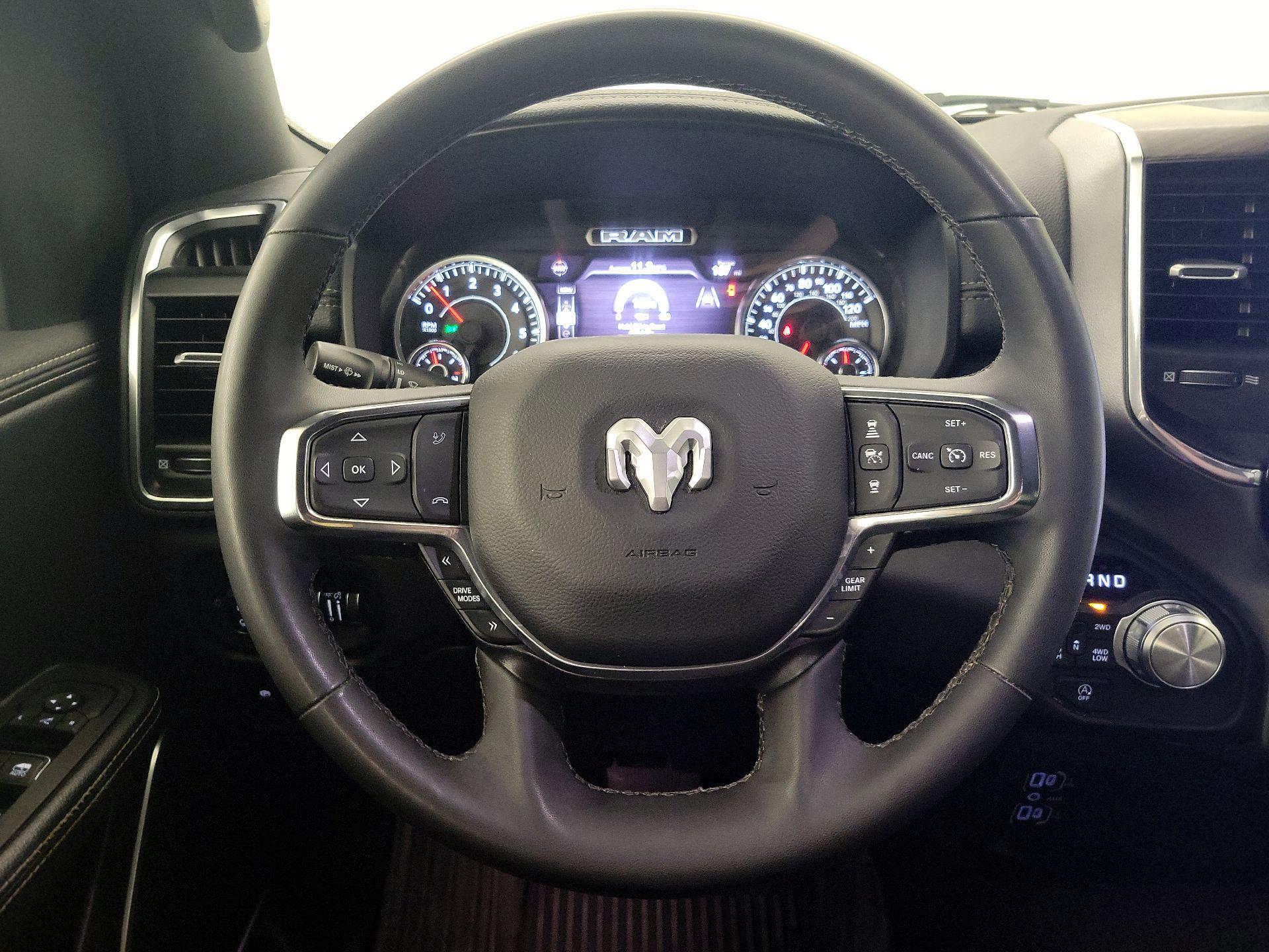 Thumbnail: 2025 RAM 1500 - 10