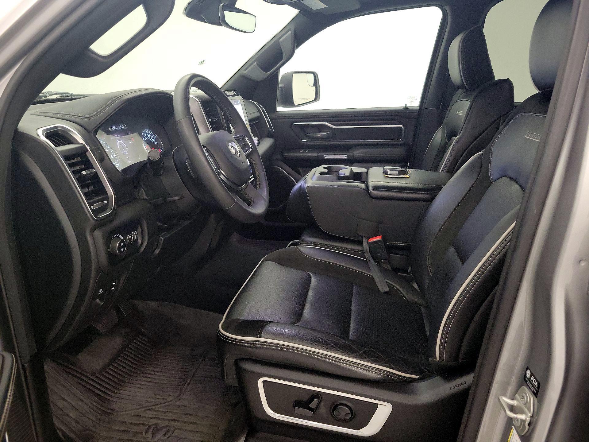 Thumbnail: 2025 RAM 1500 - 11