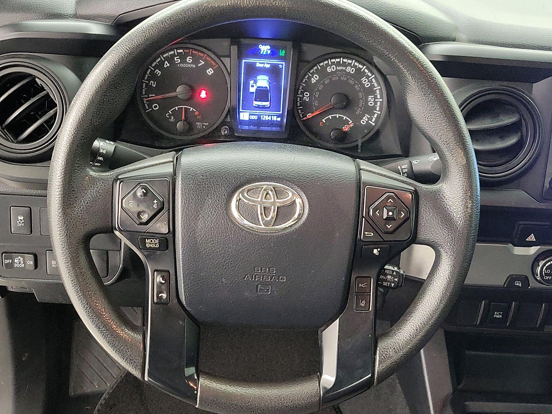 Thumbnail: 2020 Toyota Tacoma - 10