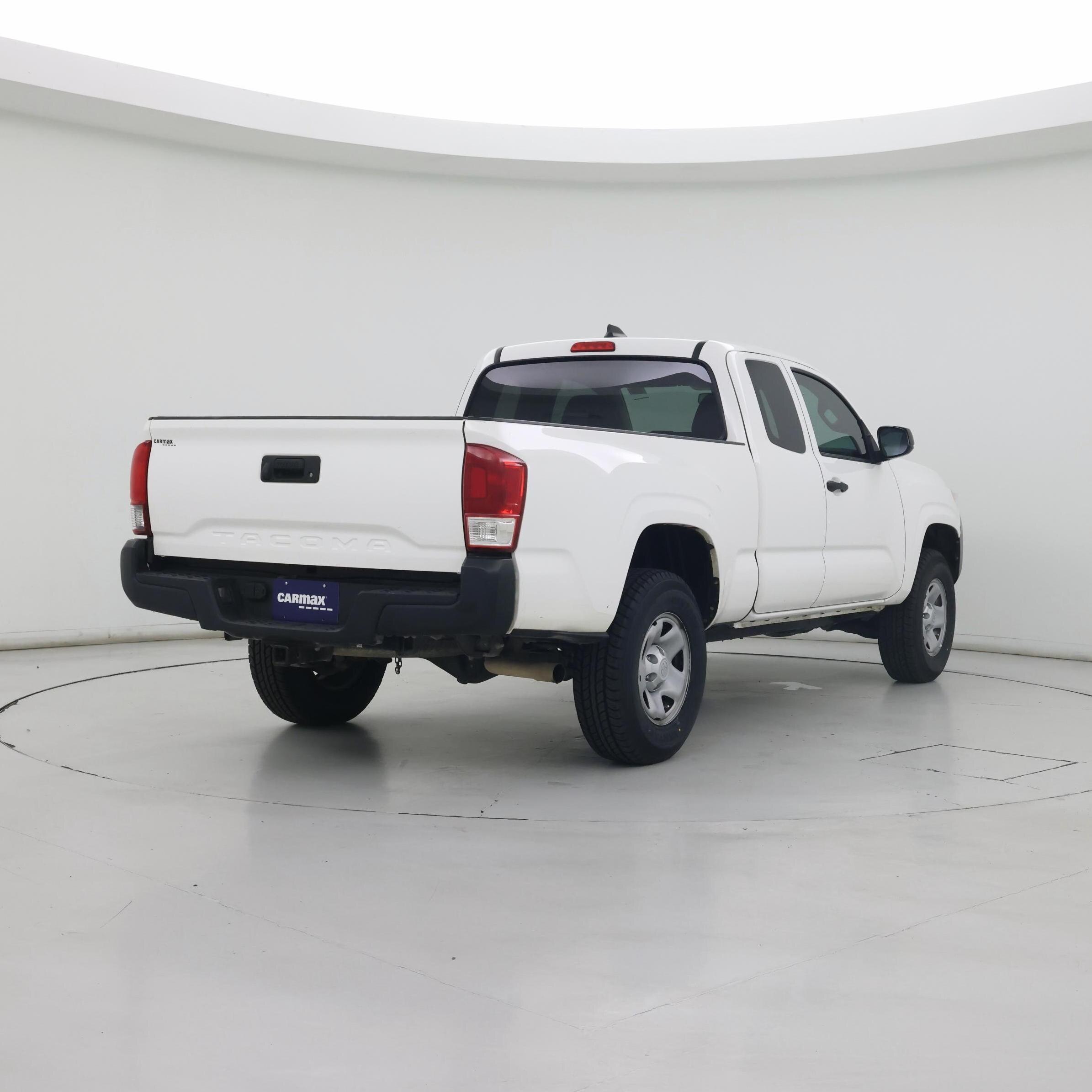 Thumbnail: 2020 Toyota Tacoma - 8