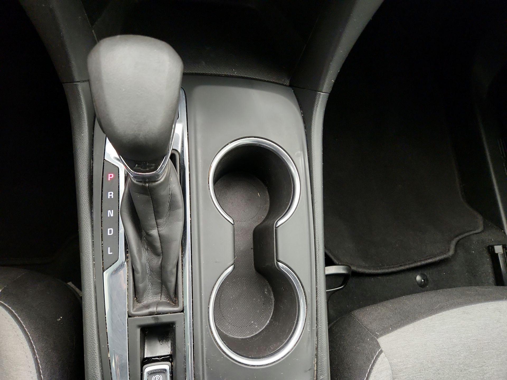 Thumbnail: 2022 Chevrolet Equinox - 17