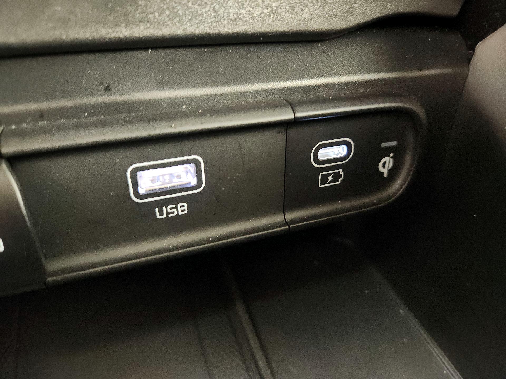 Thumbnail: 2025 Kia Telluride - 19