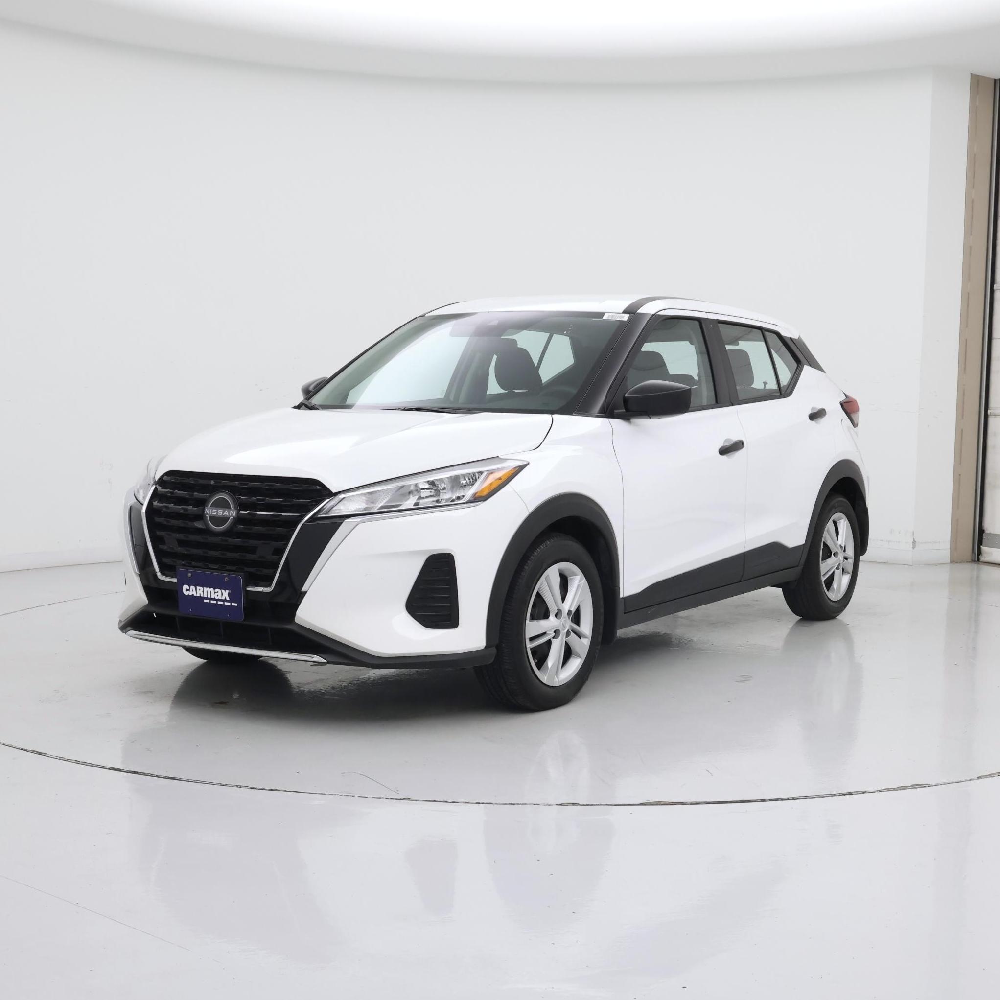 Thumbnail: 2024 Nissan Kicks - 4