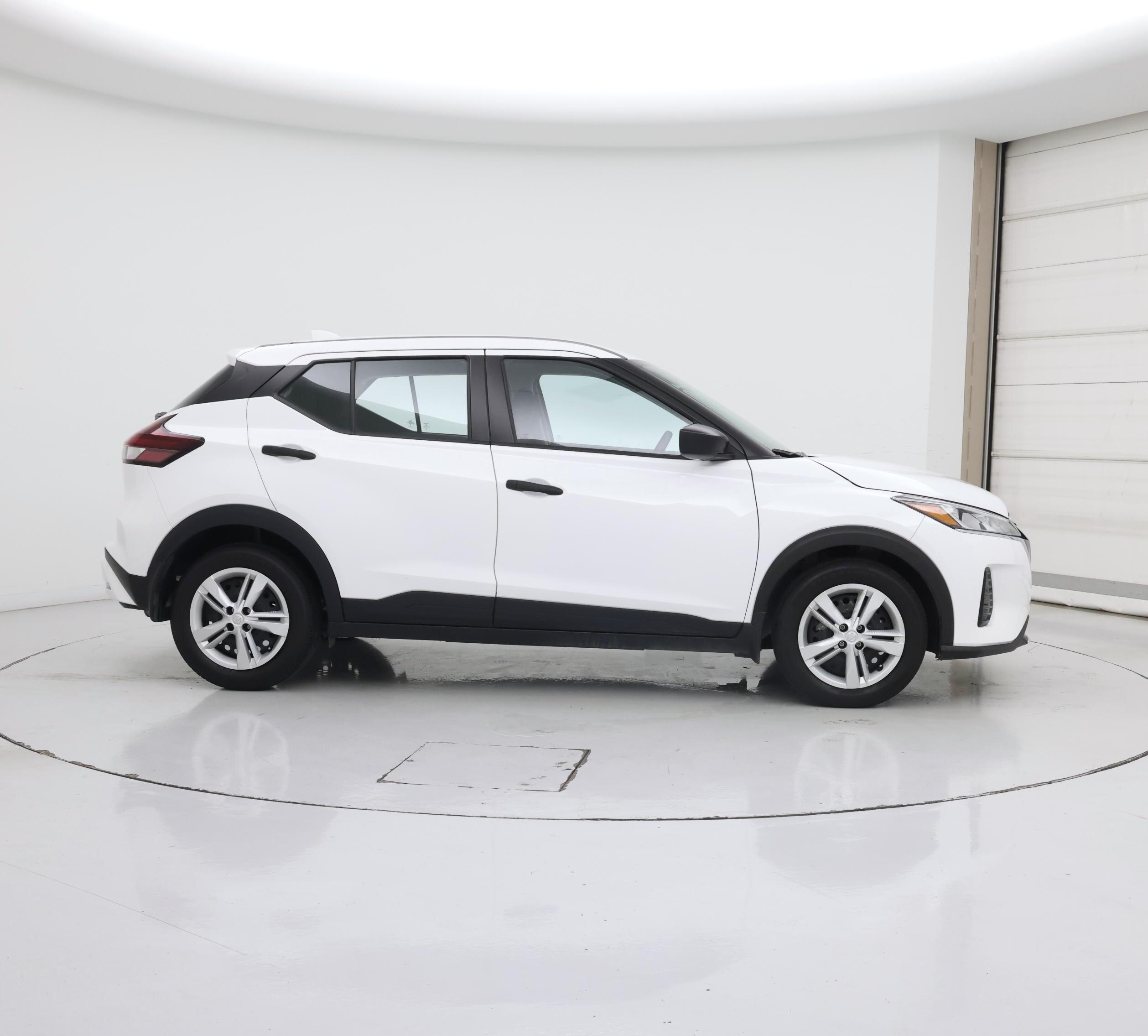 Thumbnail: 2024 Nissan Kicks - 7