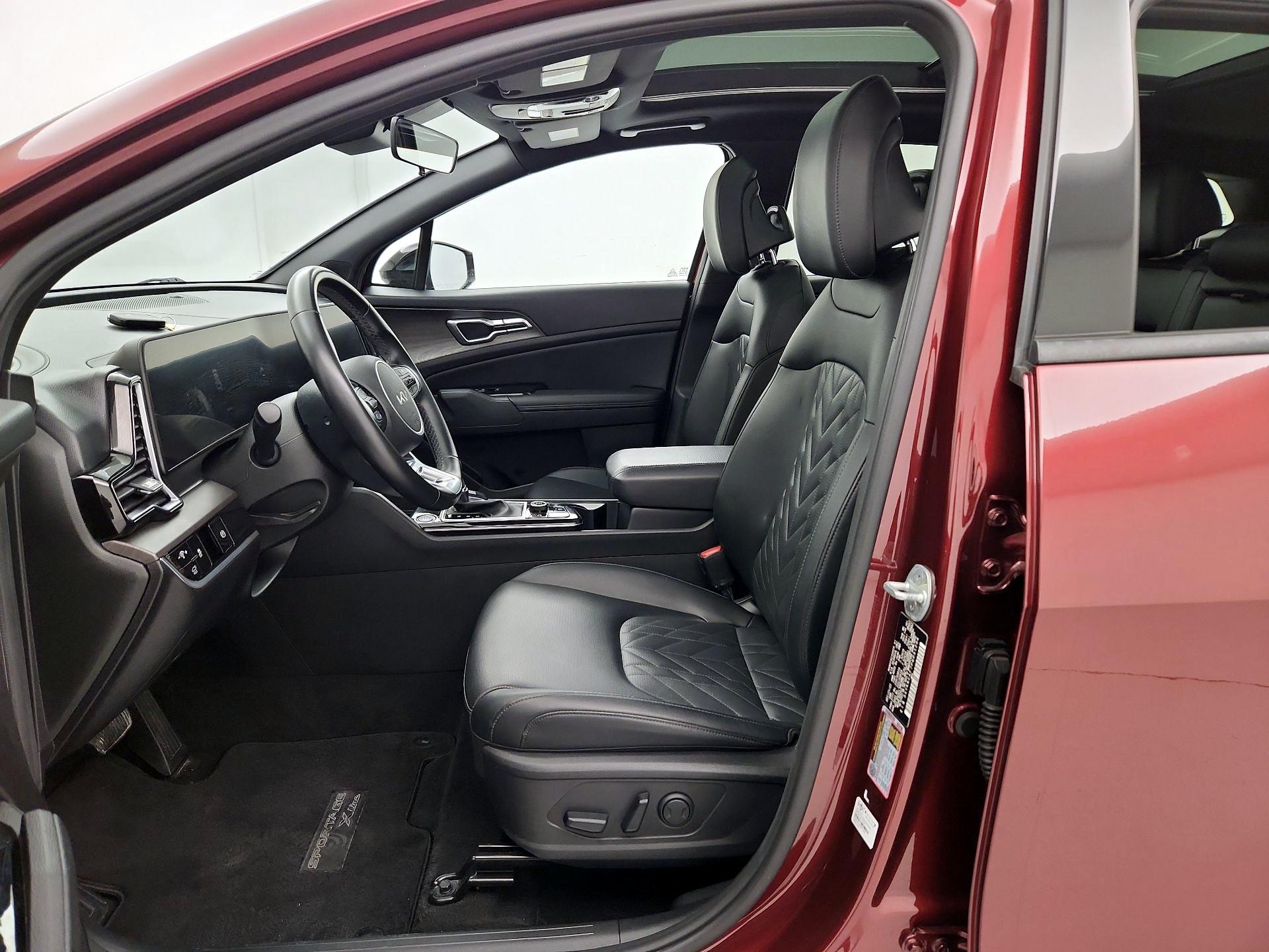 Thumbnail: 2023 Kia Sportage - 11