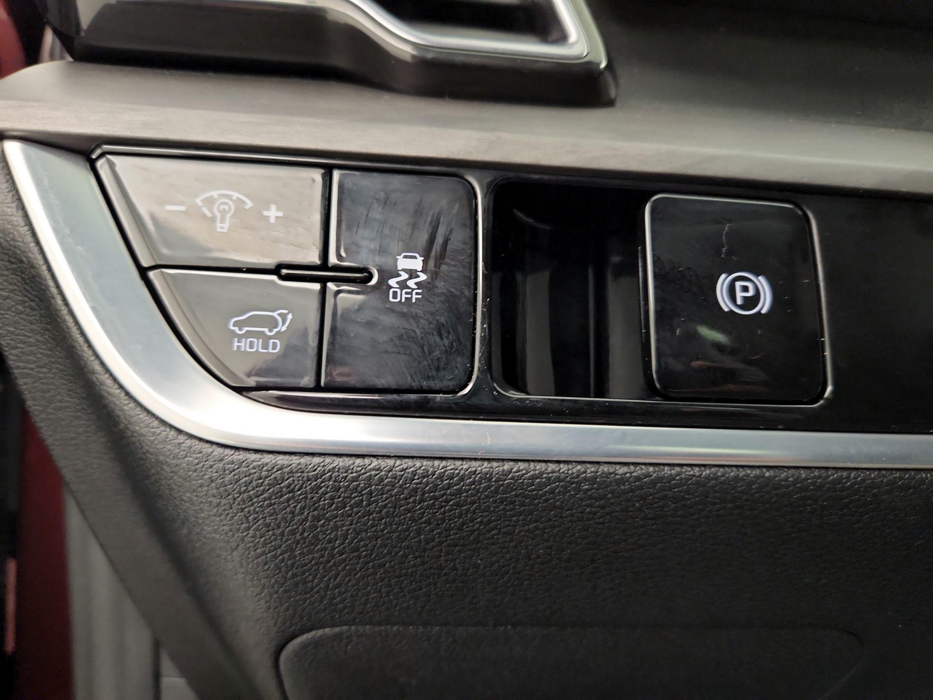 Thumbnail: 2023 Kia Sportage - 13