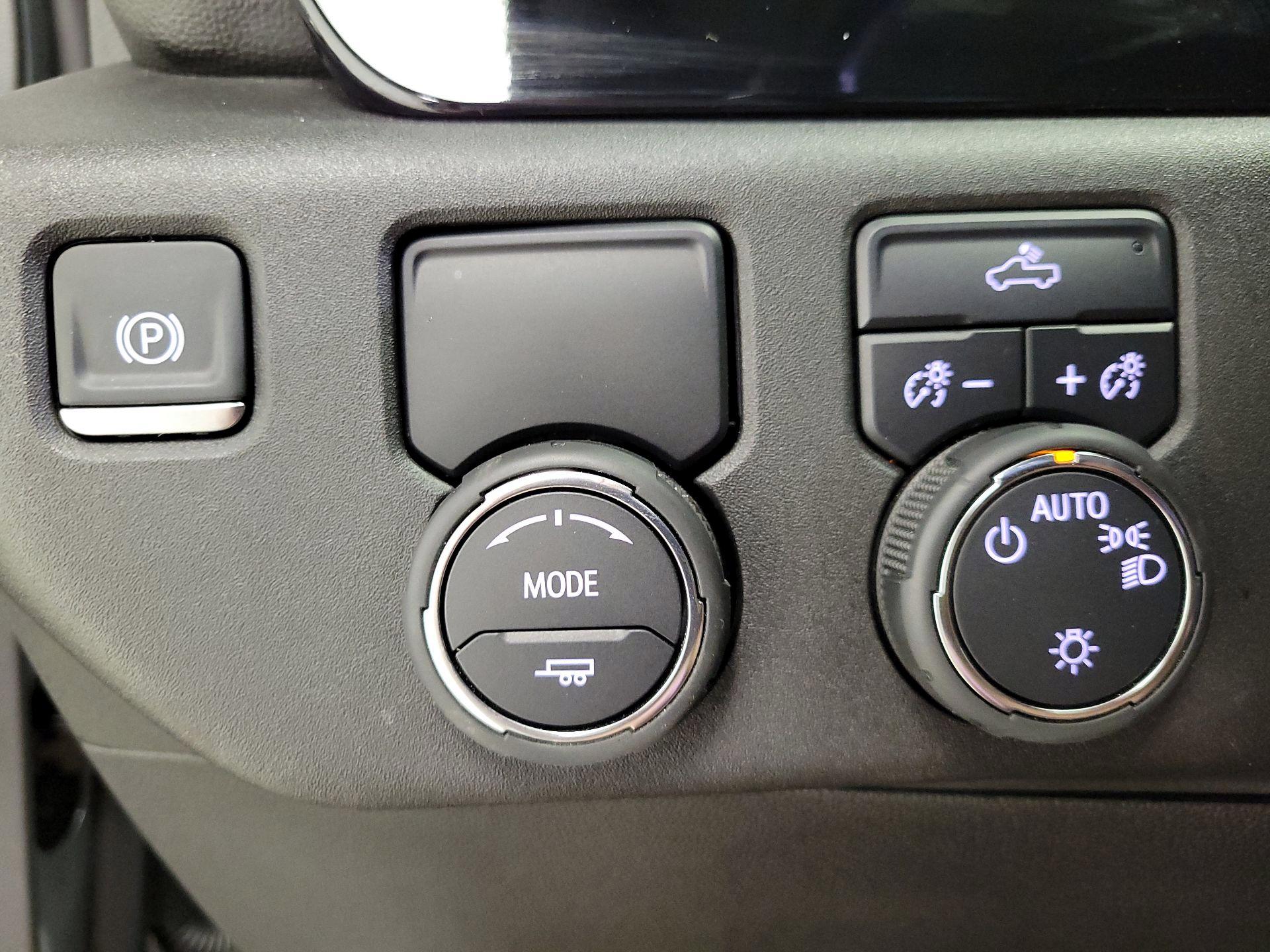 Thumbnail: 2025 Chevrolet Silverado 1500 - 13