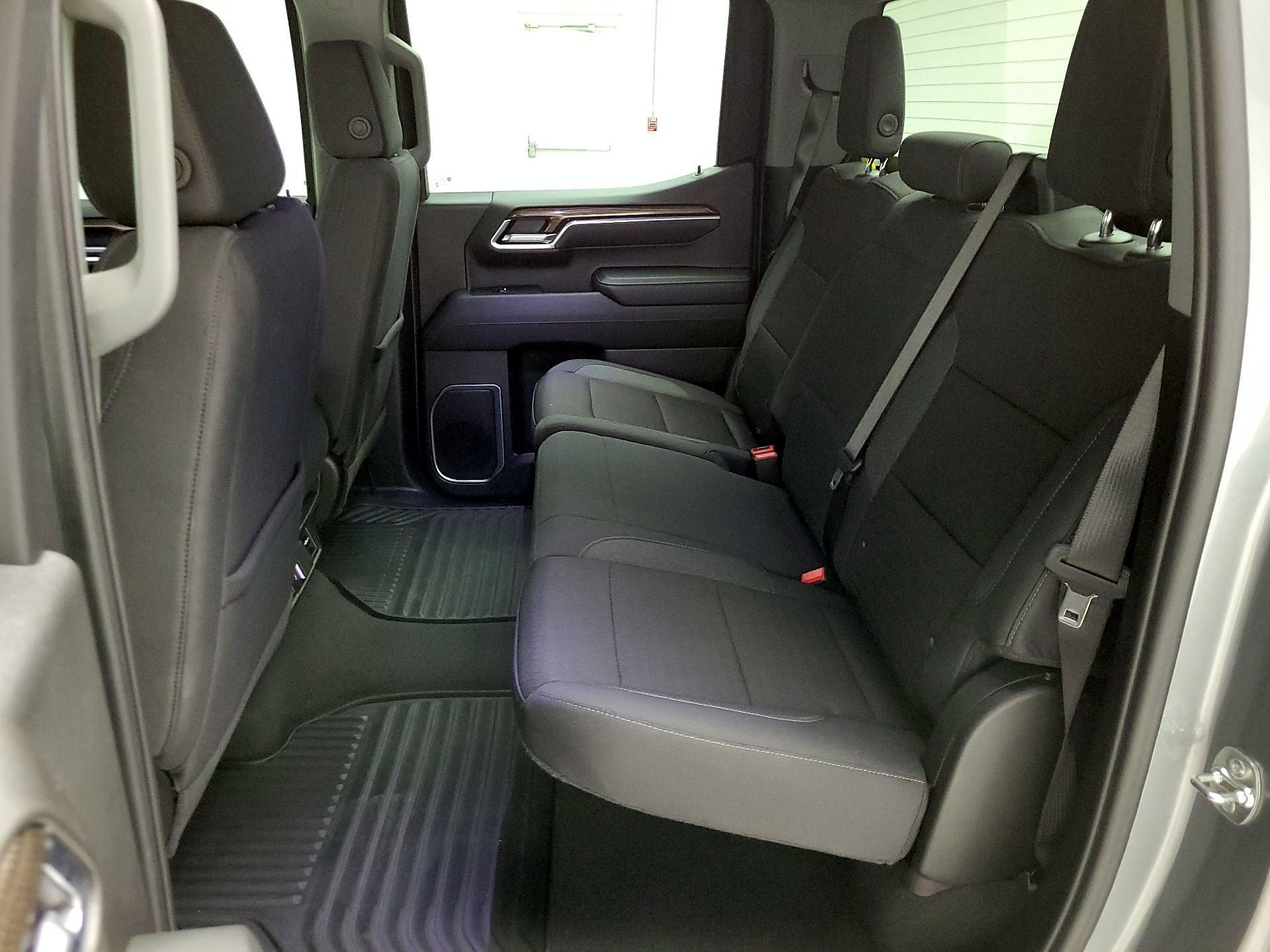 Thumbnail: 2025 Chevrolet Silverado 1500 - 20