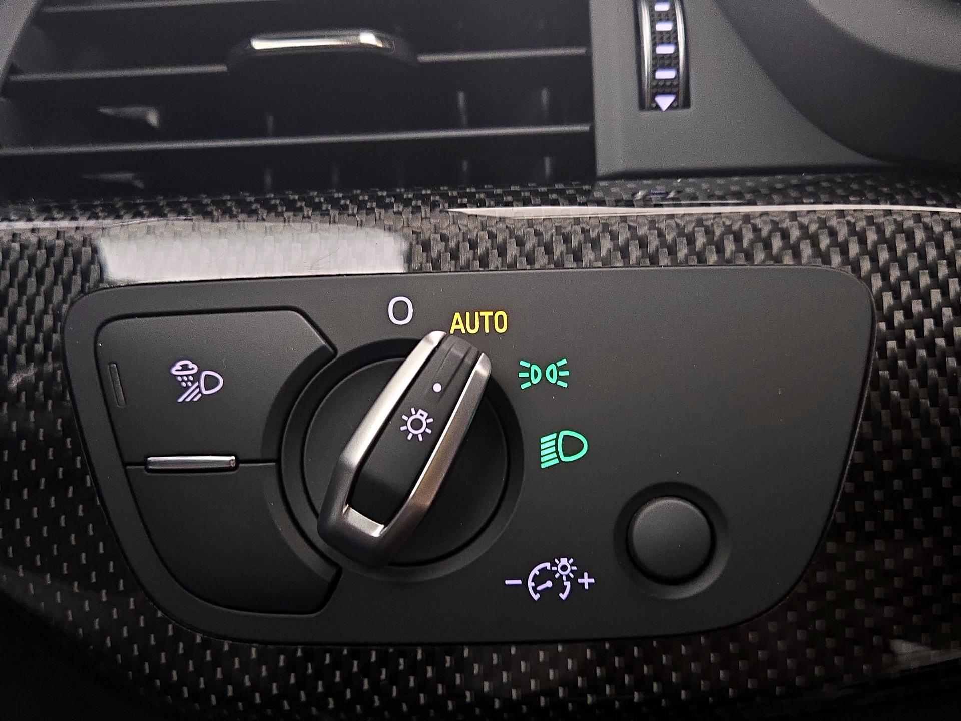 Thumbnail: 2021 Audi S4 - 13