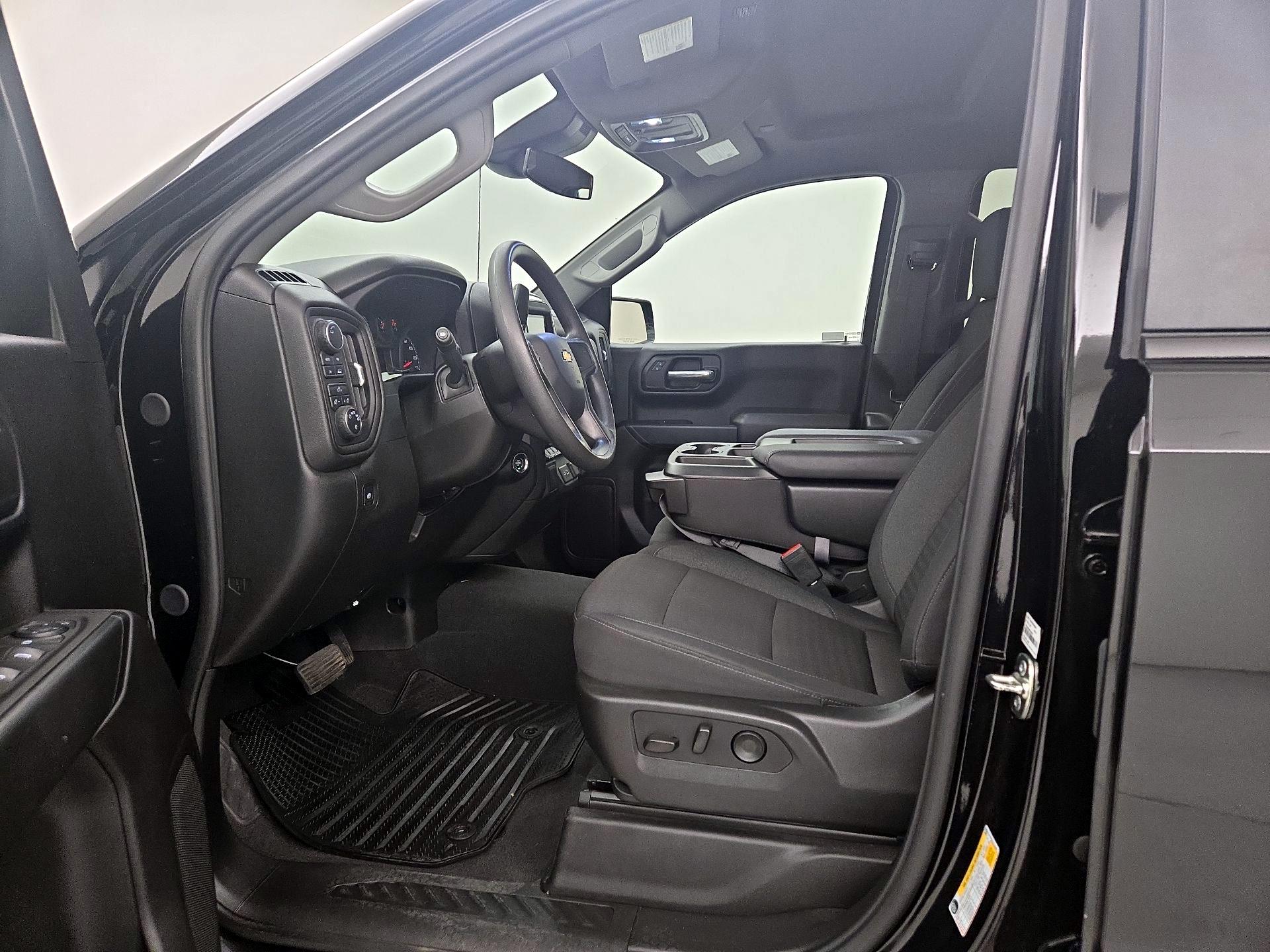 Thumbnail: 2026 Chevrolet Silverado 1500 - 11