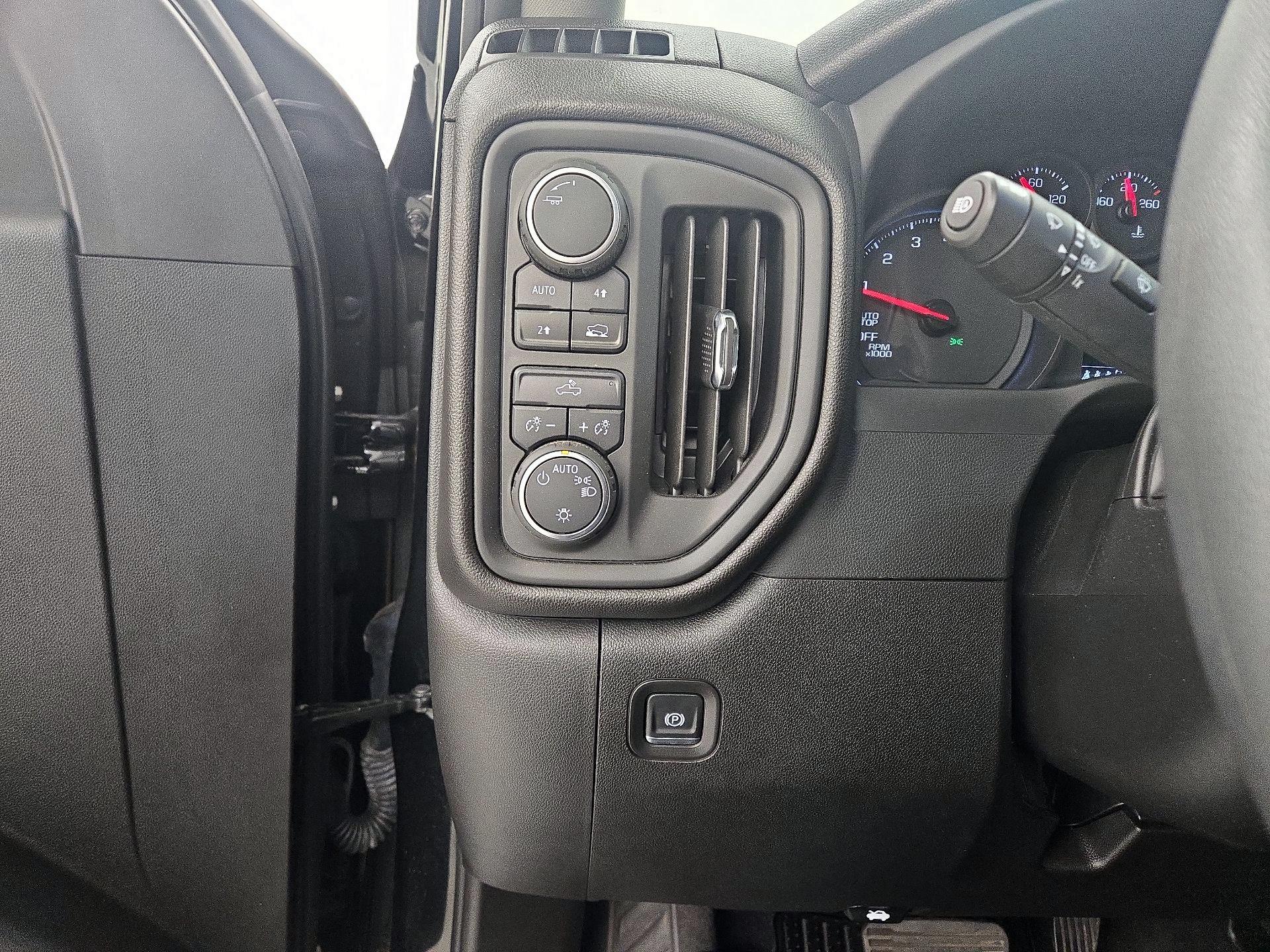 Thumbnail: 2026 Chevrolet Silverado 1500 - 13