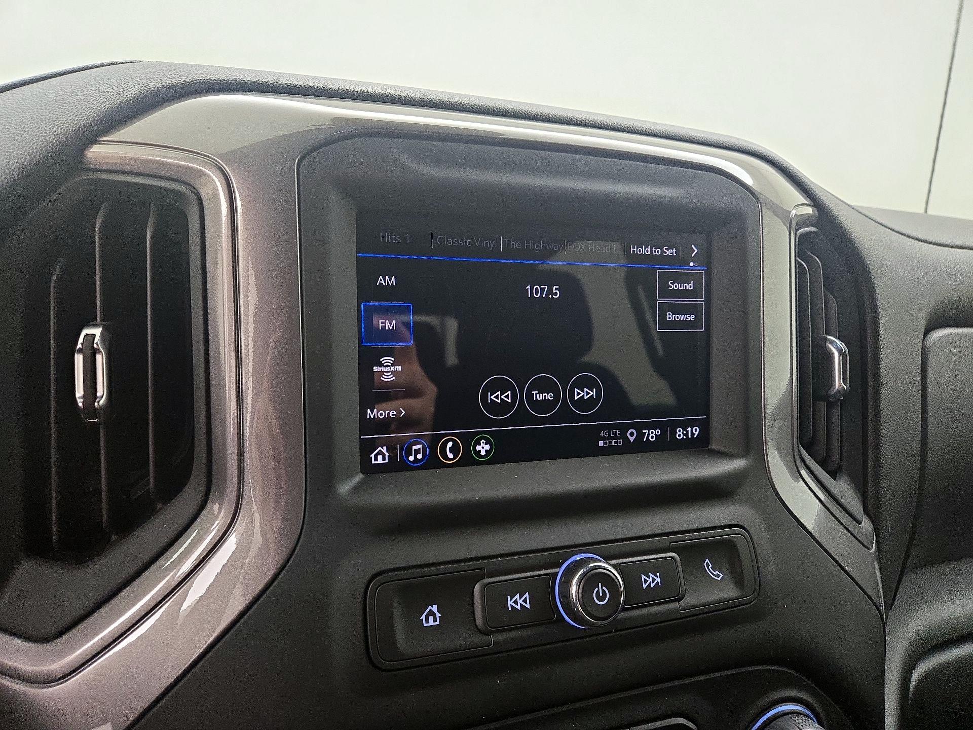 Thumbnail: 2026 Chevrolet Silverado 1500 - 16