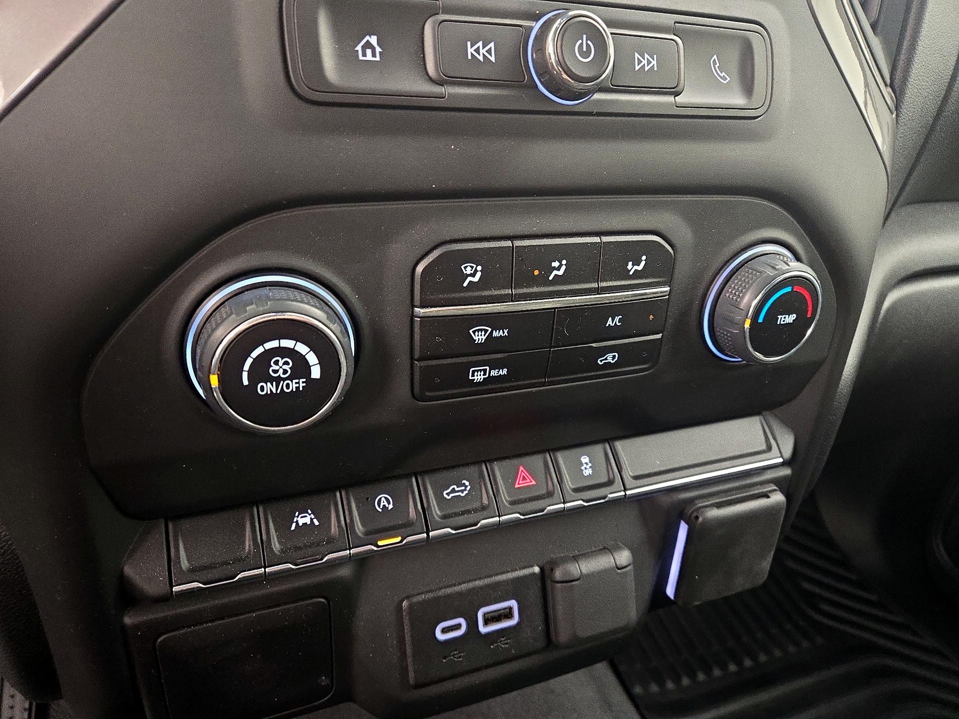 Thumbnail: 2026 Chevrolet Silverado 1500 - 17