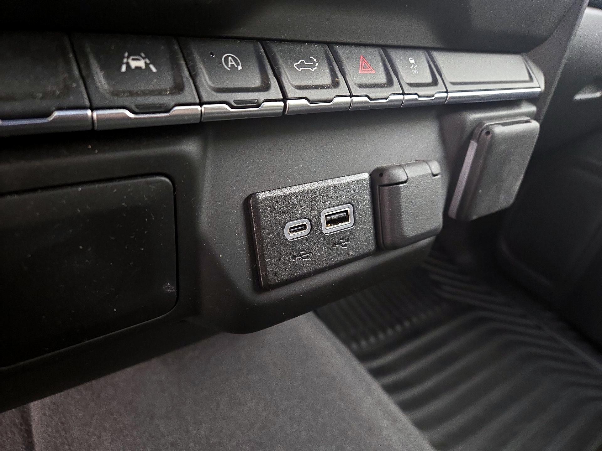 Thumbnail: 2026 Chevrolet Silverado 1500 - 19