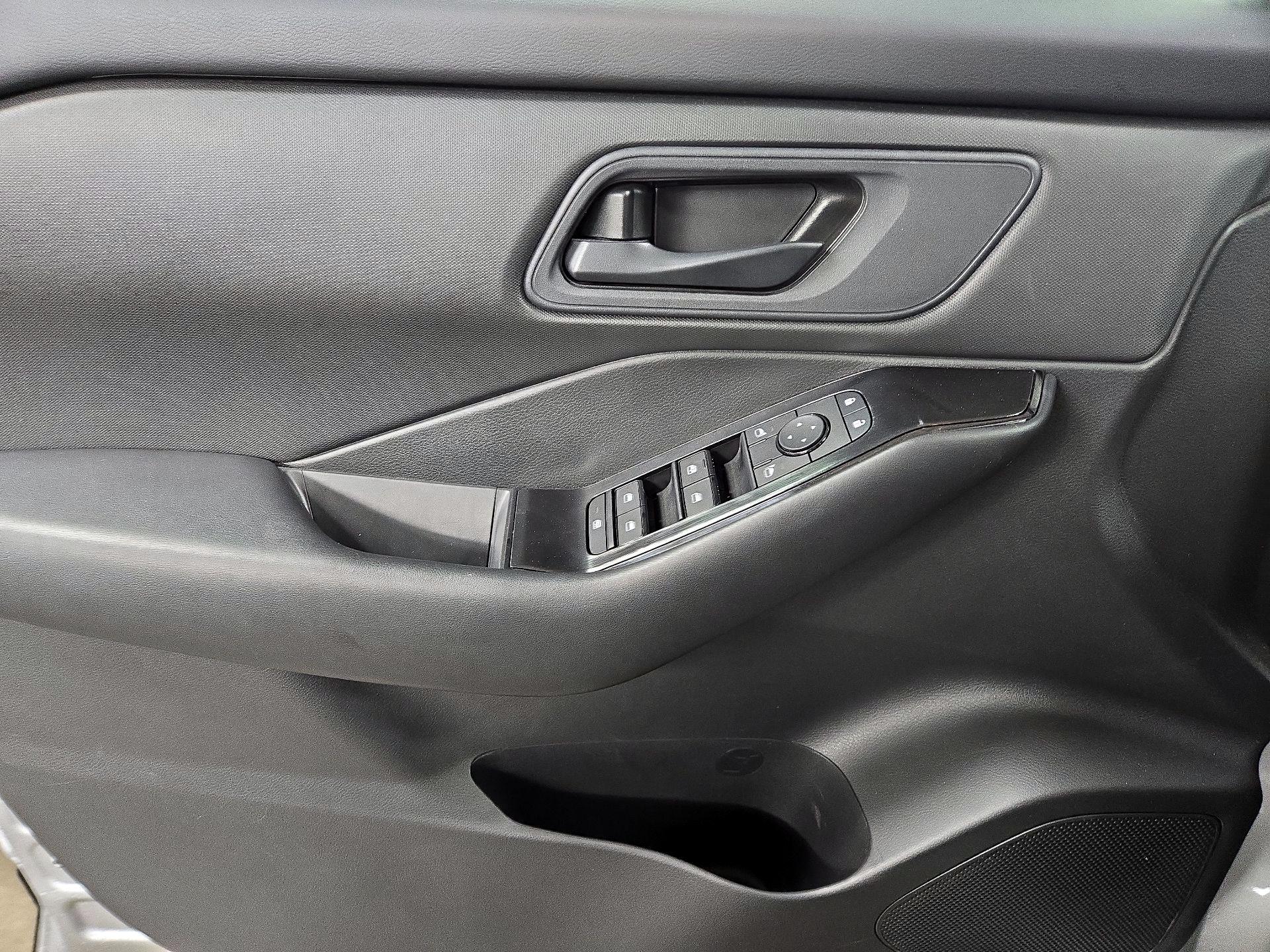 Thumbnail: 2025 Nissan Rogue - 12