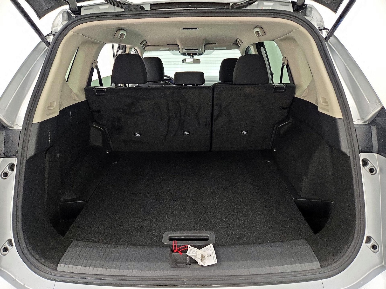 2025 Nissan Rogue S - Photo 21