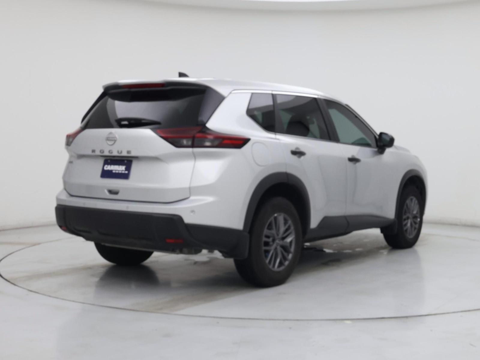 2025 Nissan Rogue S - Photo 9