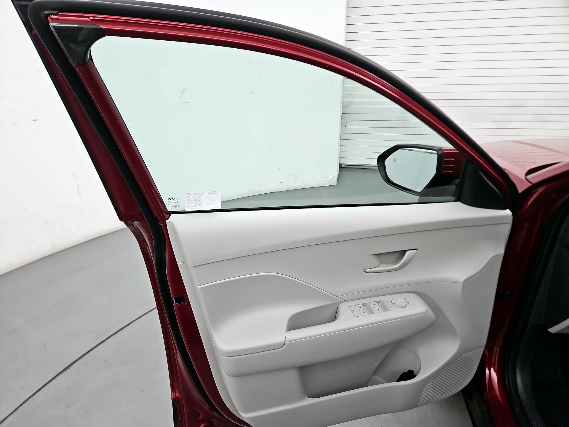 Thumbnail: 2025 Hyundai Kona - 12