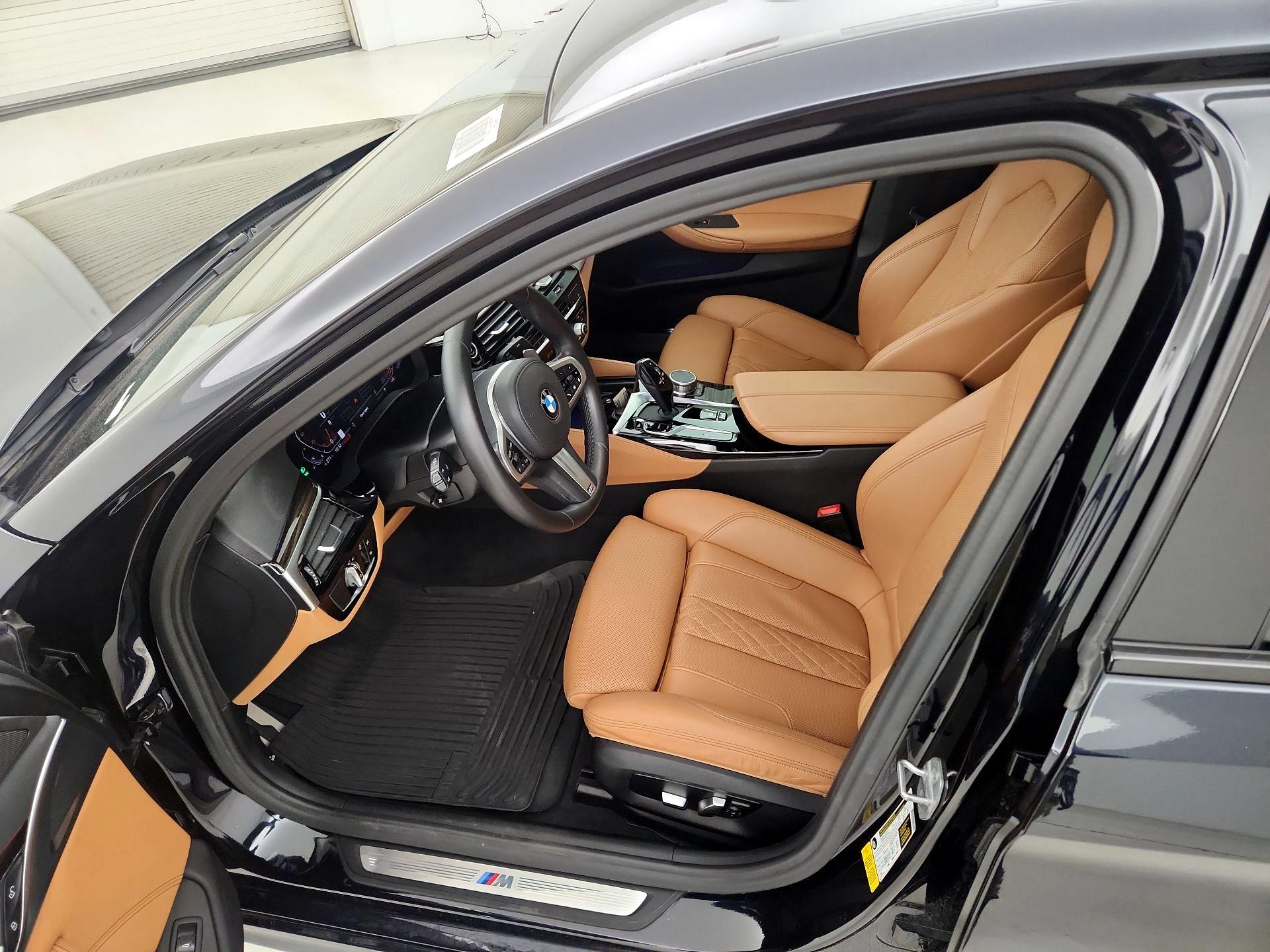 Thumbnail: 2021 BMW 5 Series - 11