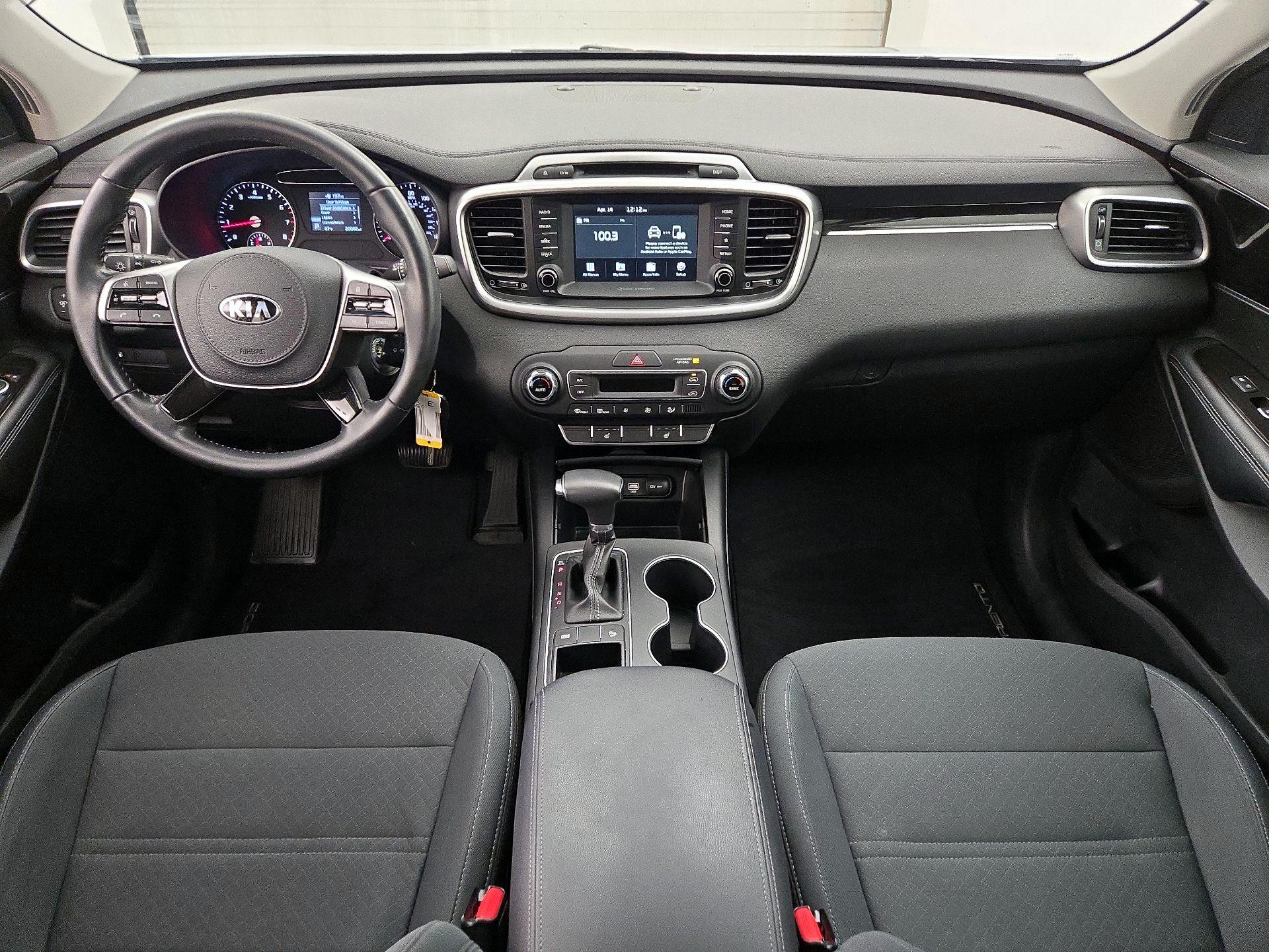 Thumbnail: 2019 Kia Sorento - 9