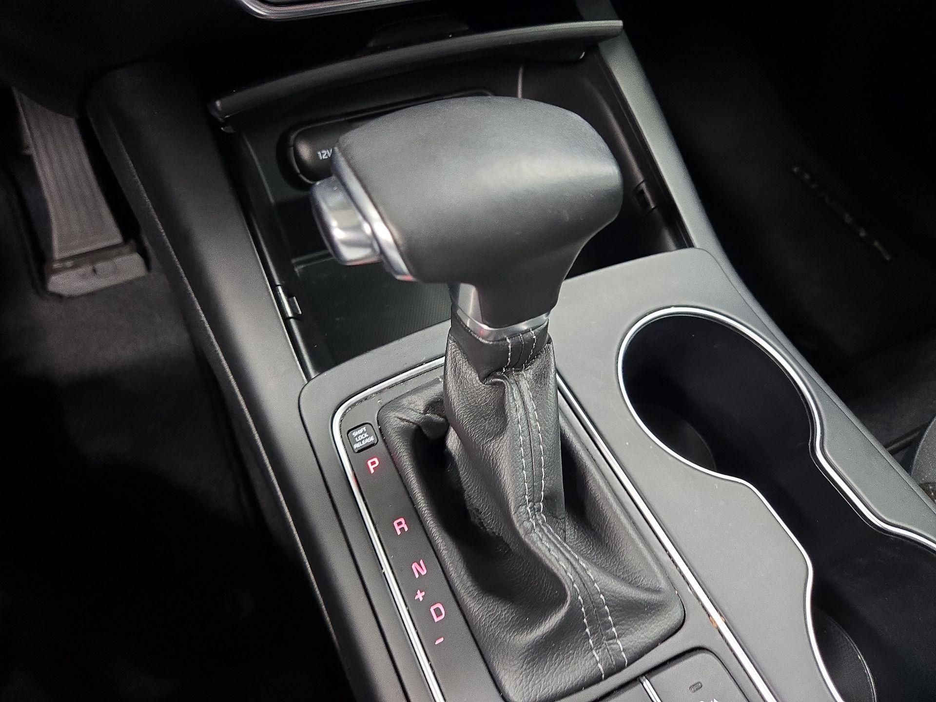 Thumbnail: 2019 Kia Sorento - 17