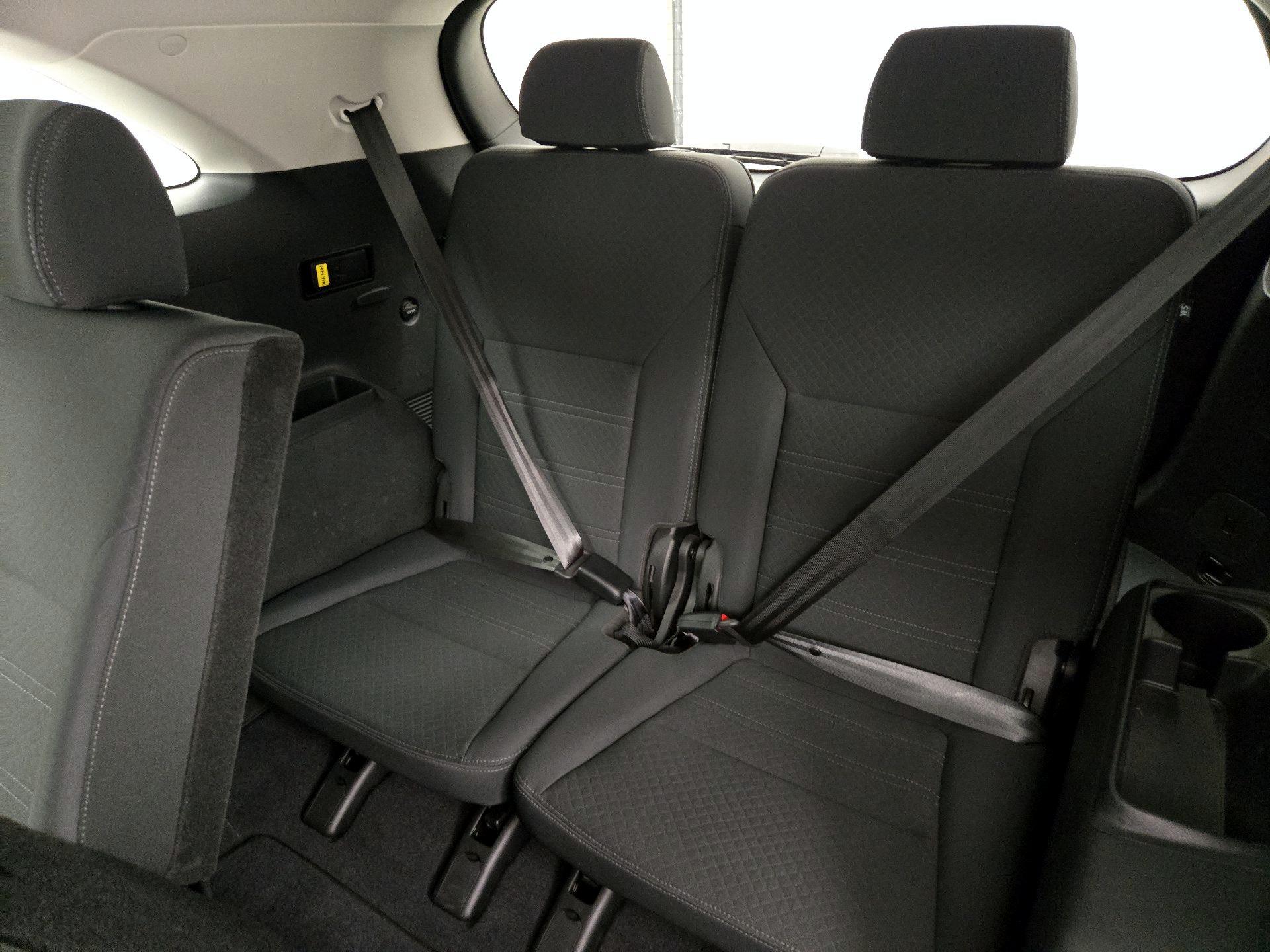 Thumbnail: 2019 Kia Sorento - 20