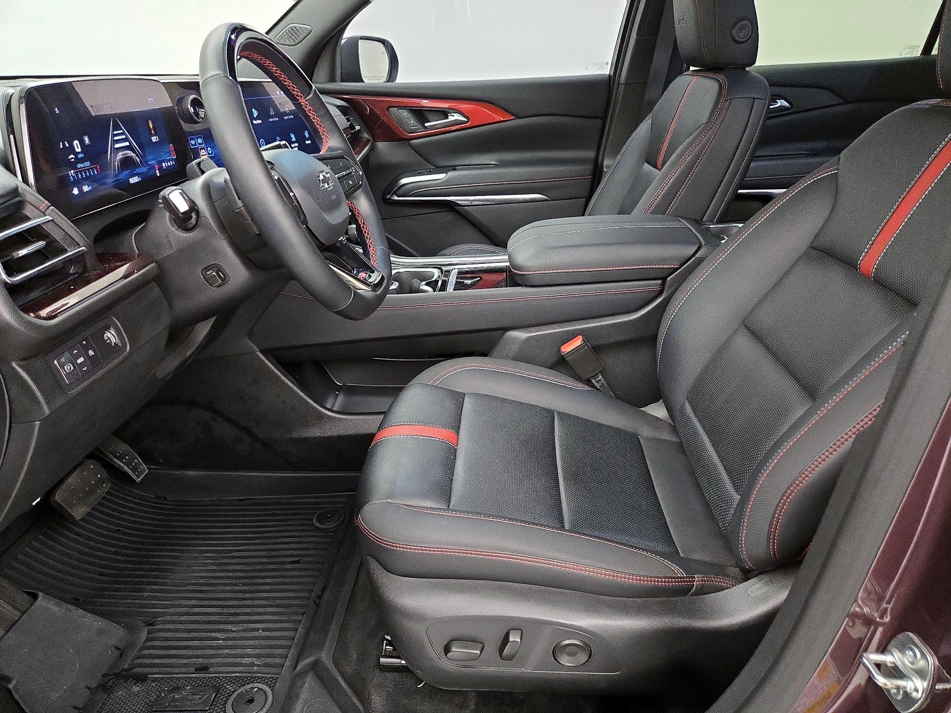 Thumbnail: 2025 Chevrolet Traverse - 11