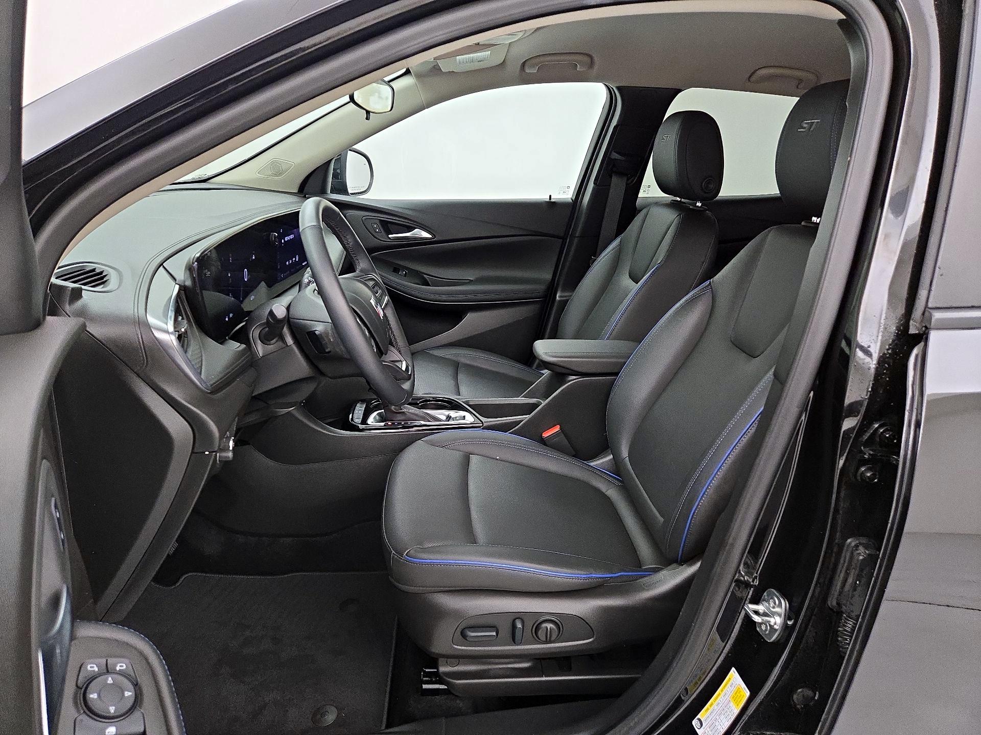 Thumbnail: 2025 Buick Encore GX - 11