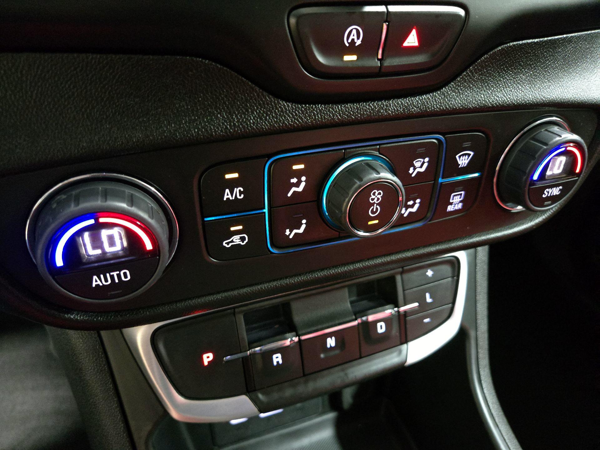 Thumbnail: 2023 GMC Terrain - 16