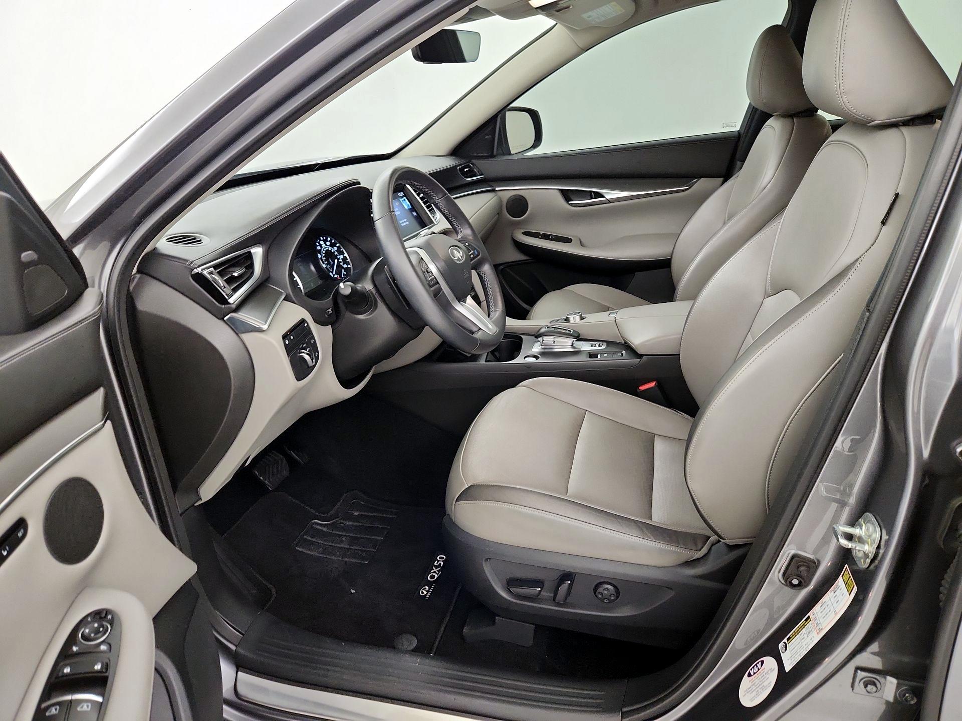 Thumbnail: 2024 INFINITI QX50 - 11