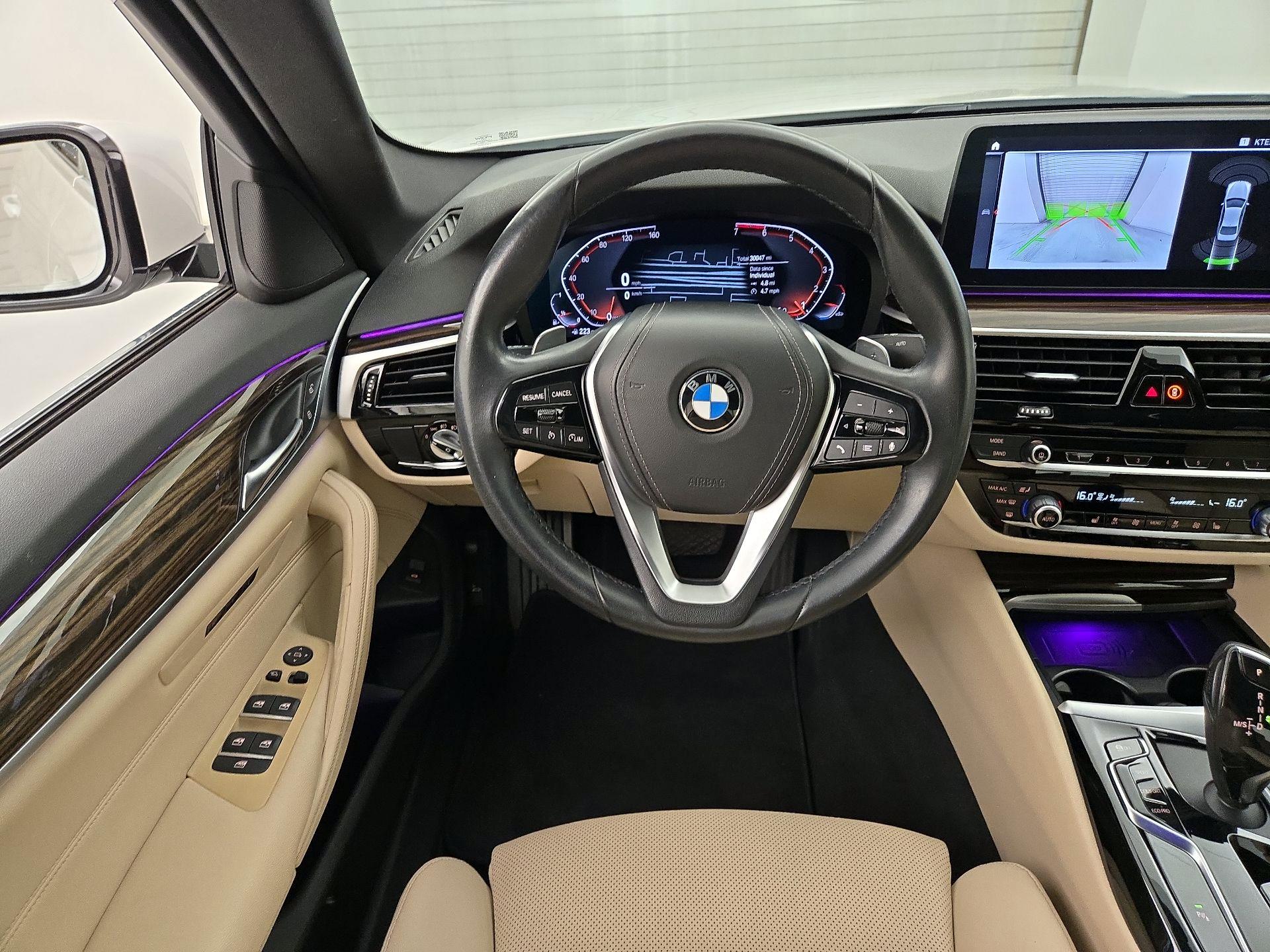 Thumbnail: 2023 BMW 5 Series - 10