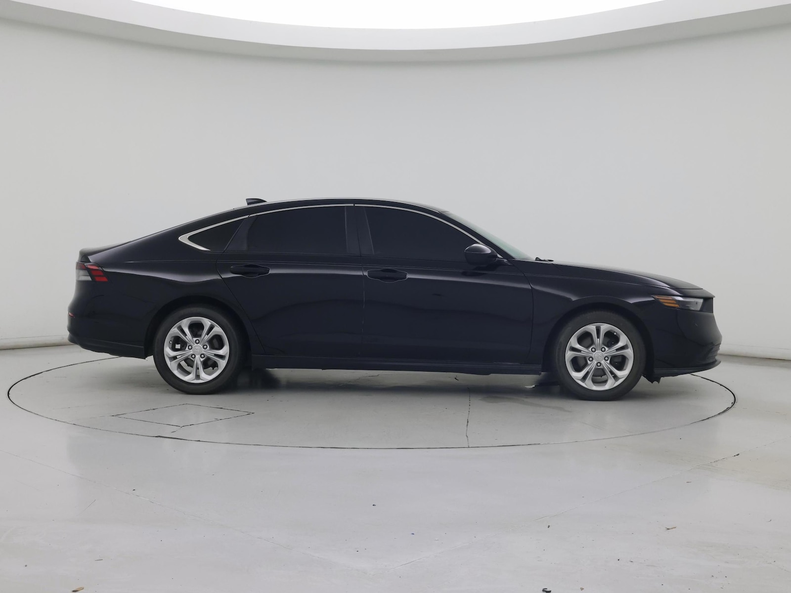 2024 Honda Accord LX - Photo 8