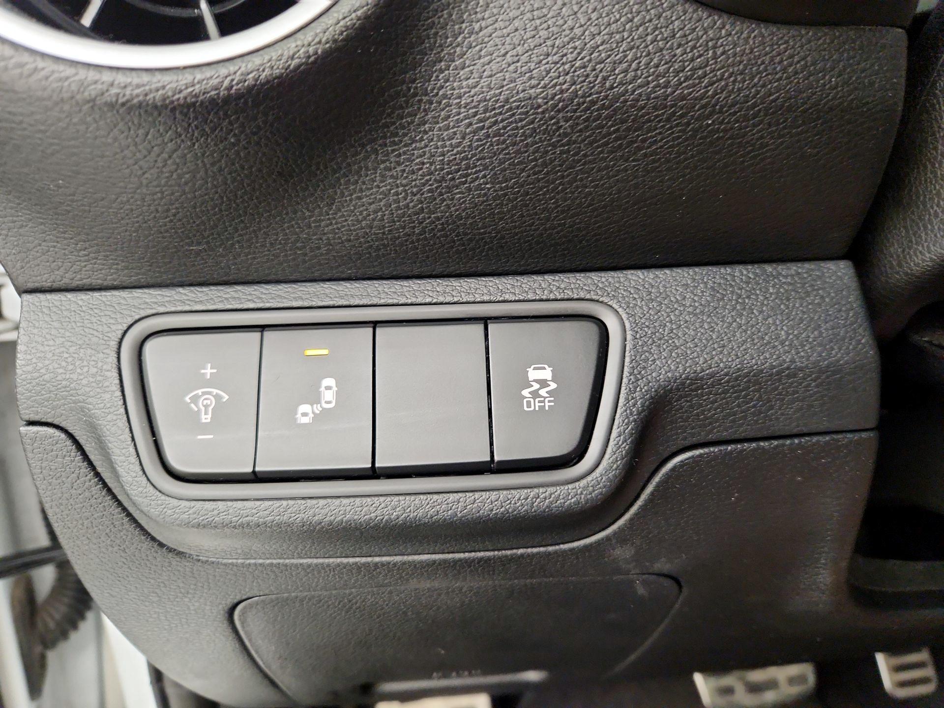 Thumbnail: 2023 Kia Forte - 13