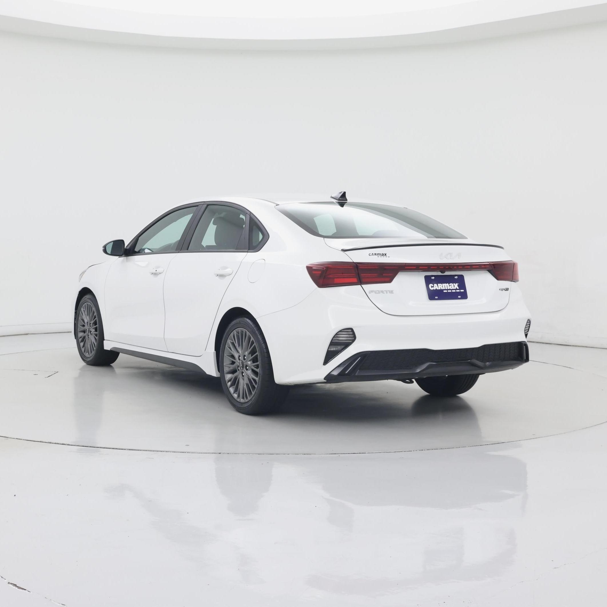 Thumbnail: 2023 Kia Forte - 2