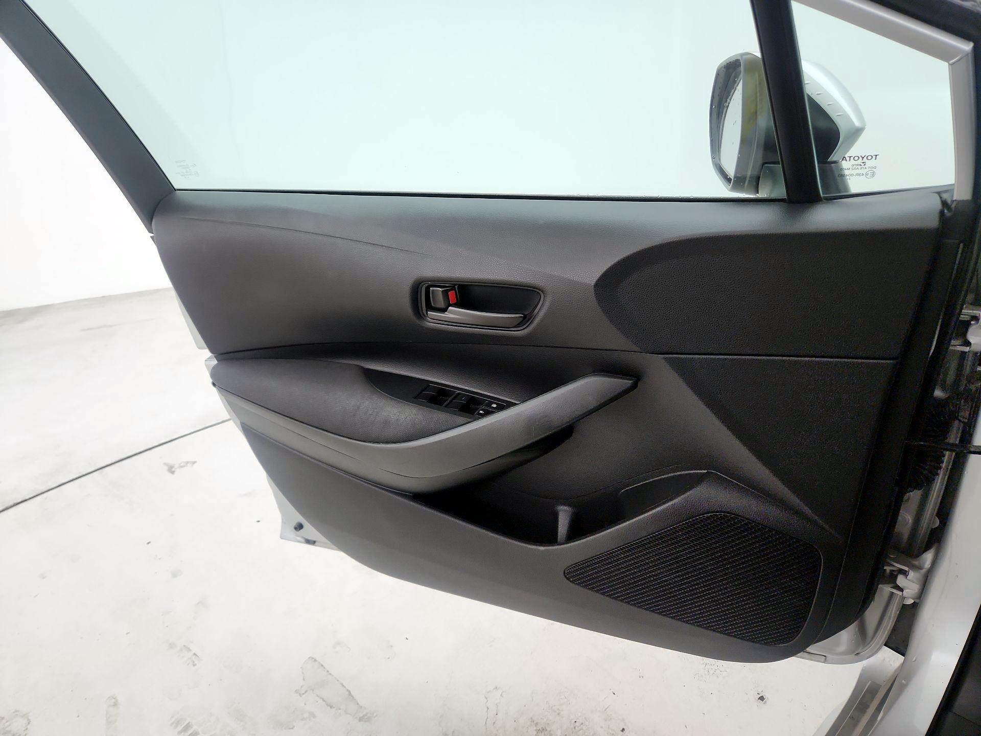 Thumbnail: 2023 Toyota Corolla - 12