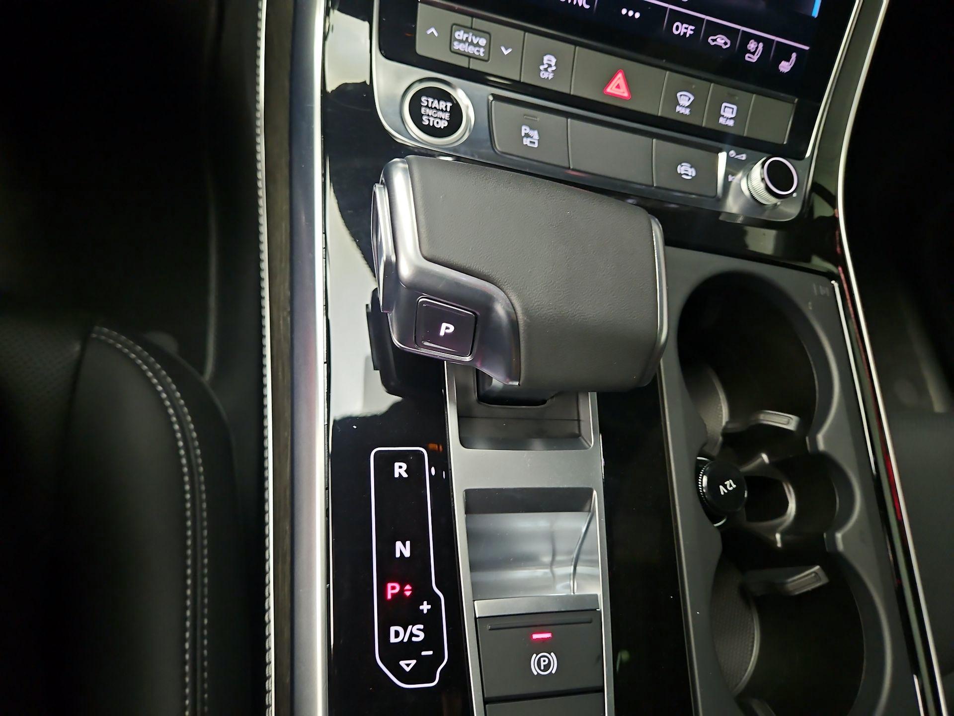 Thumbnail: 2025 Audi Q7 - 18