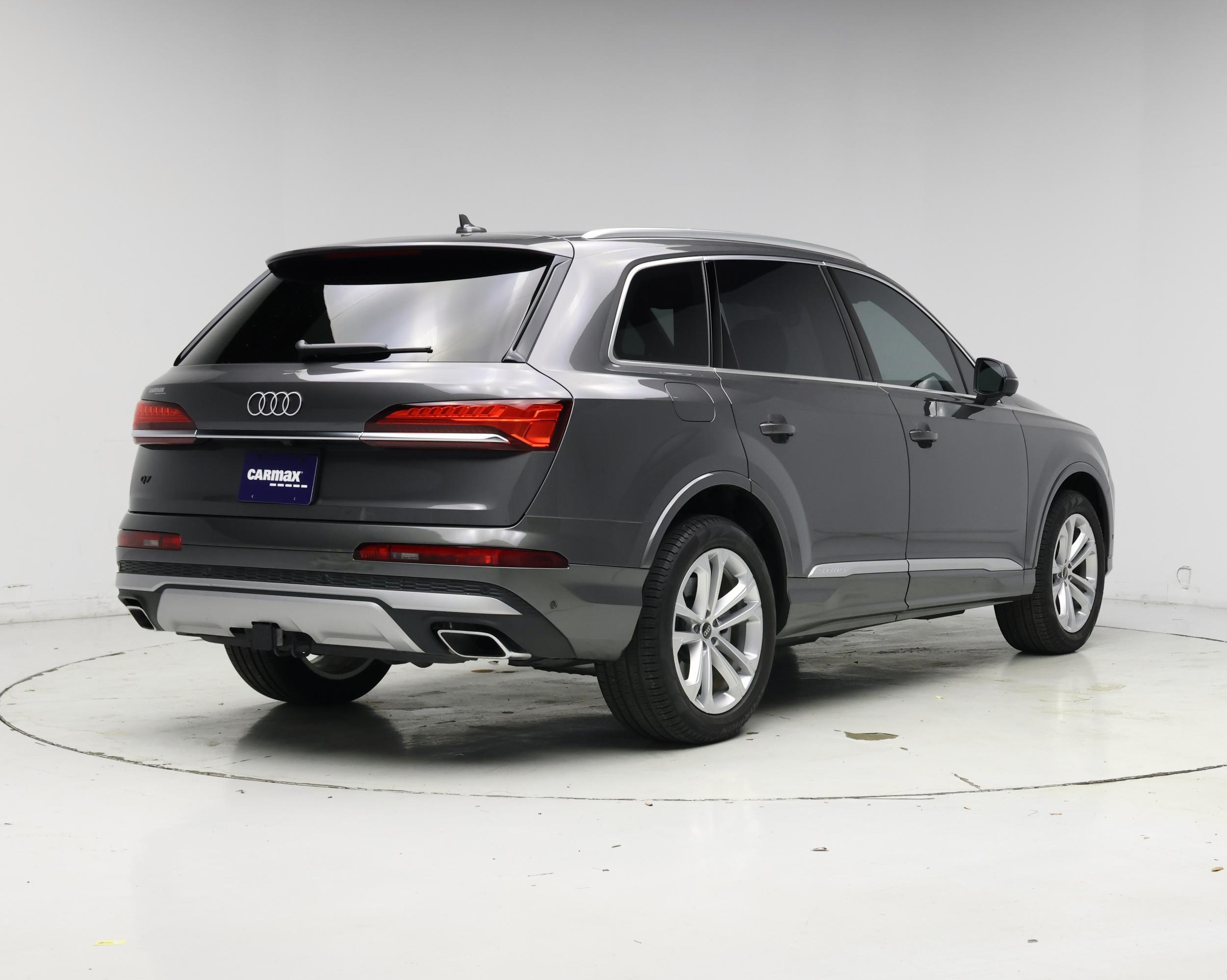 Thumbnail: 2025 Audi Q7 - 8
