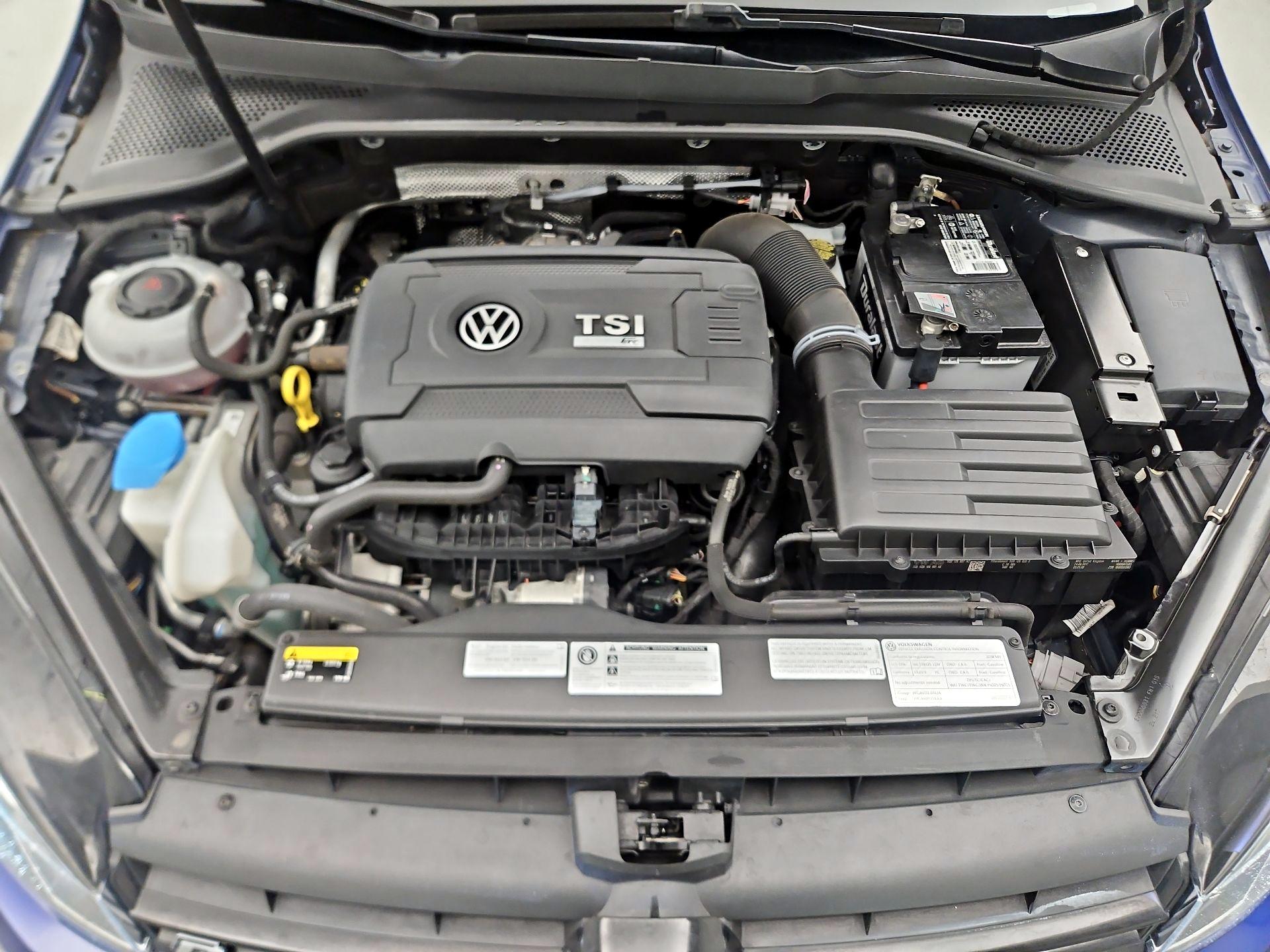 Thumbnail: 2018 Volkswagen Golf - 20