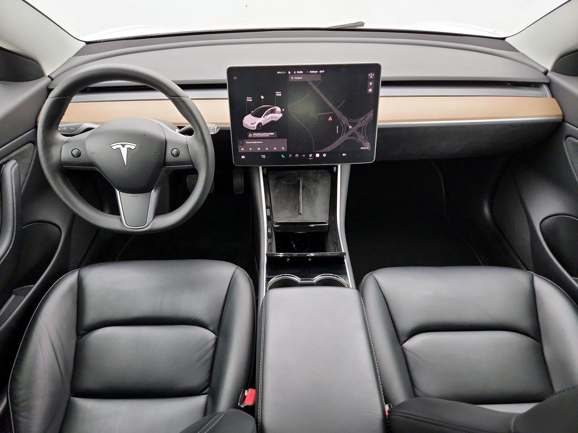 Thumbnail: 2019 Tesla Model 3 - 9
