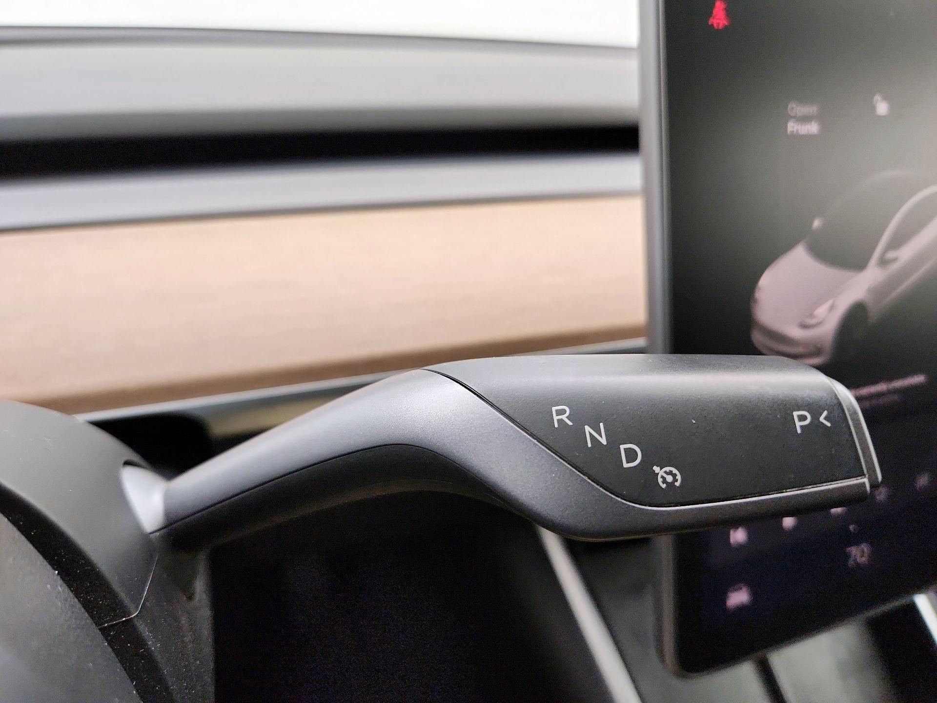 Thumbnail: 2019 Tesla Model 3 - 17