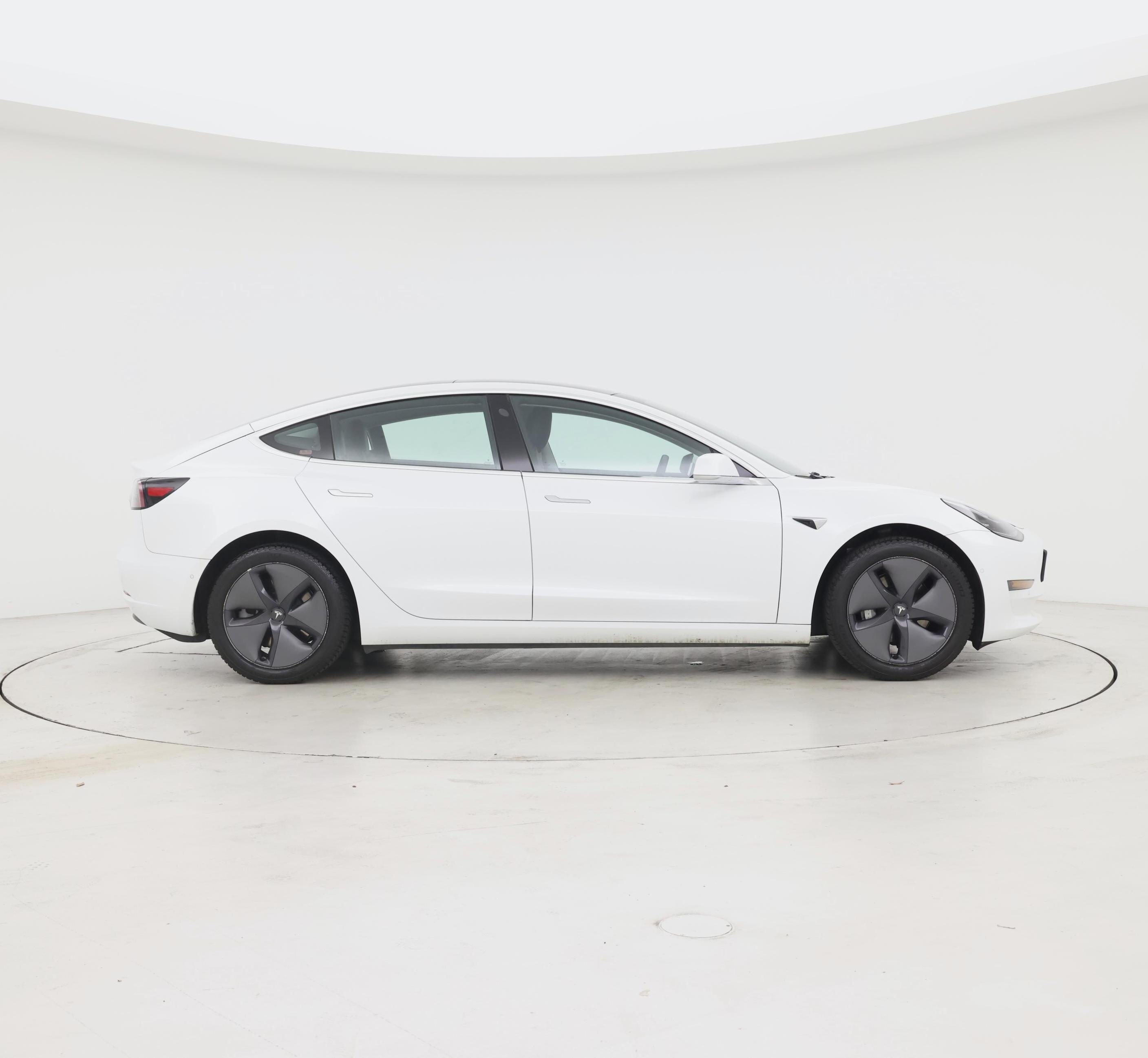 Thumbnail: 2019 Tesla Model 3 - 7