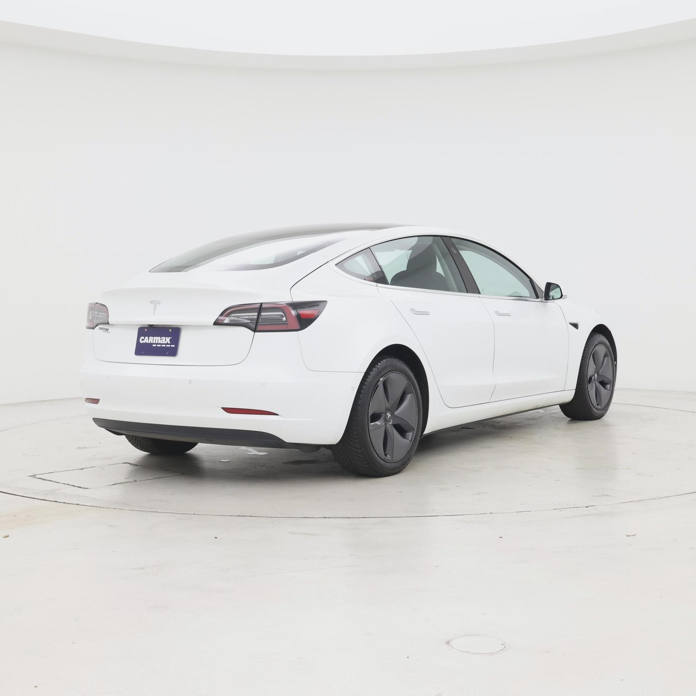 Thumbnail: 2019 Tesla Model 3 - 8