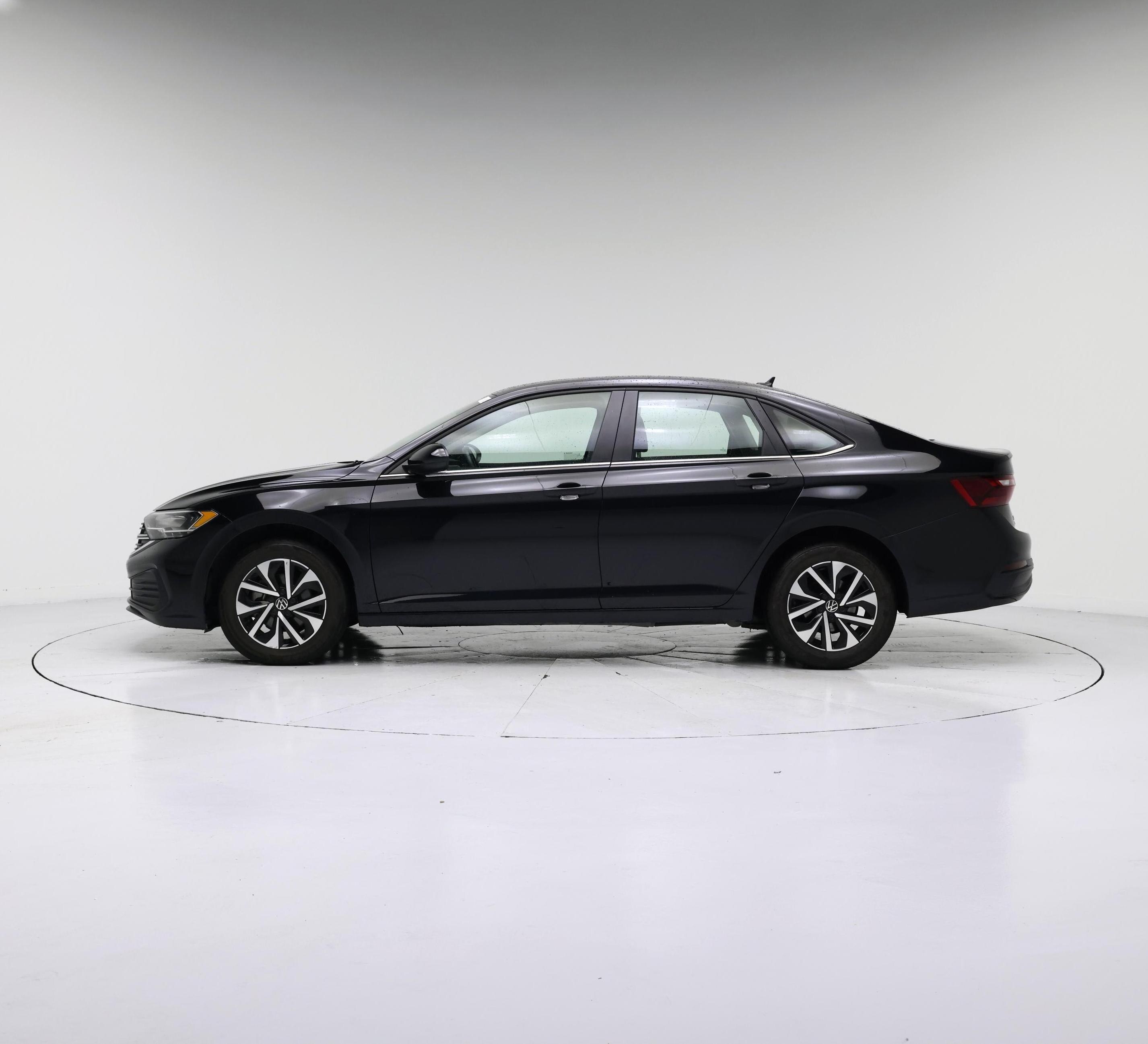 Thumbnail: 2024 Volkswagen Jetta - 3