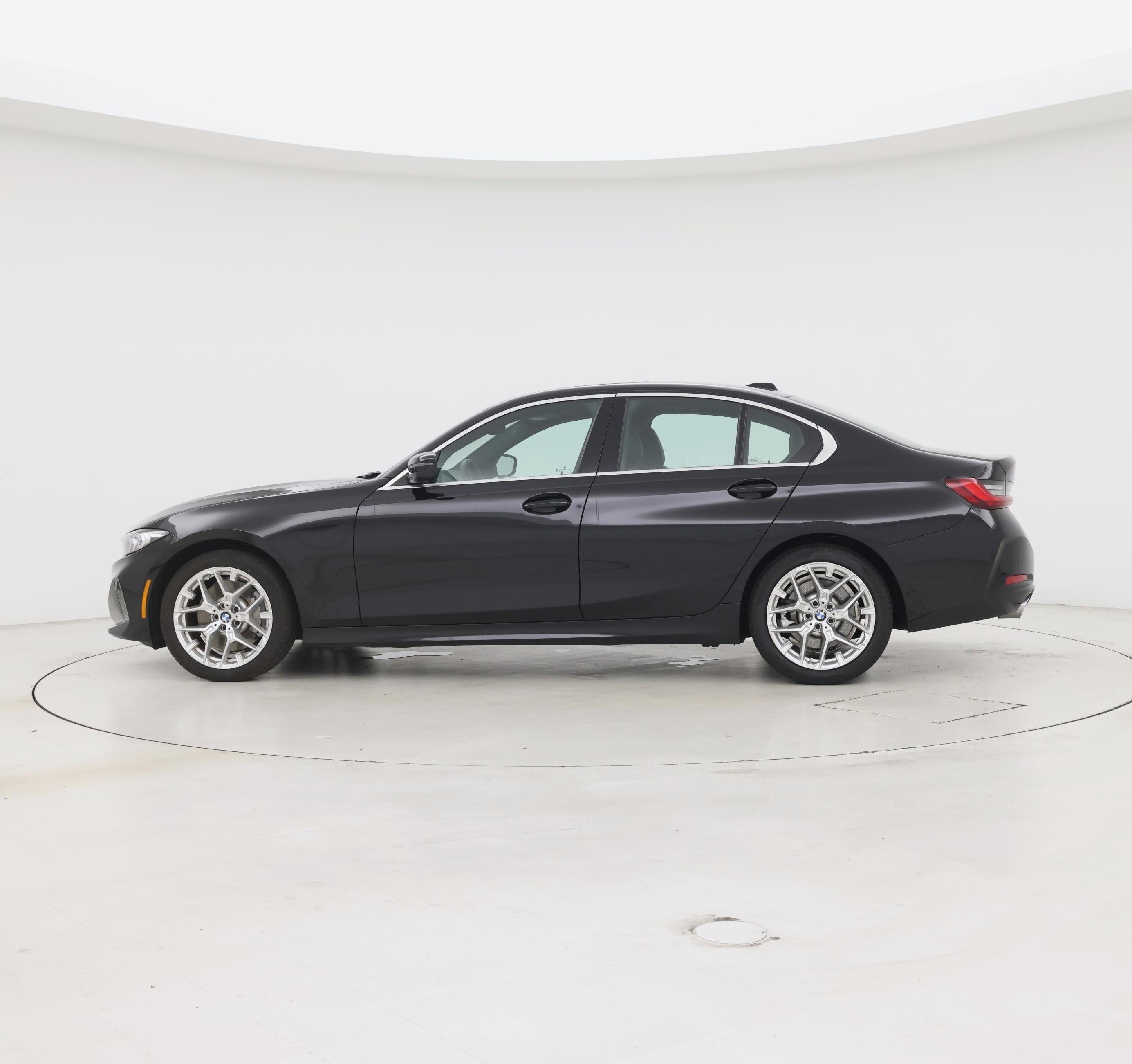 Thumbnail: 2025 BMW 3 Series - 3