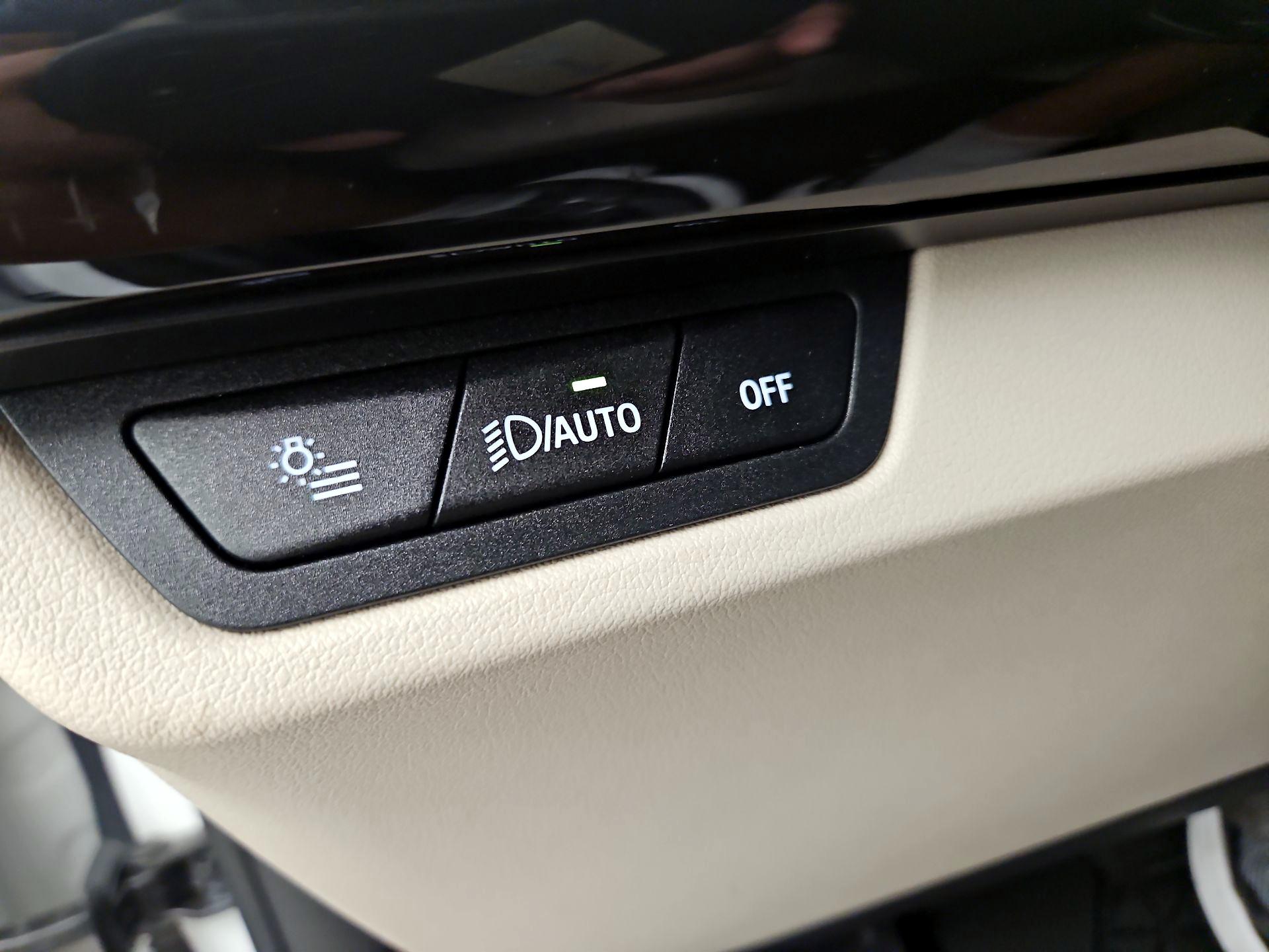 Thumbnail: 2024 BMW X1 - 13