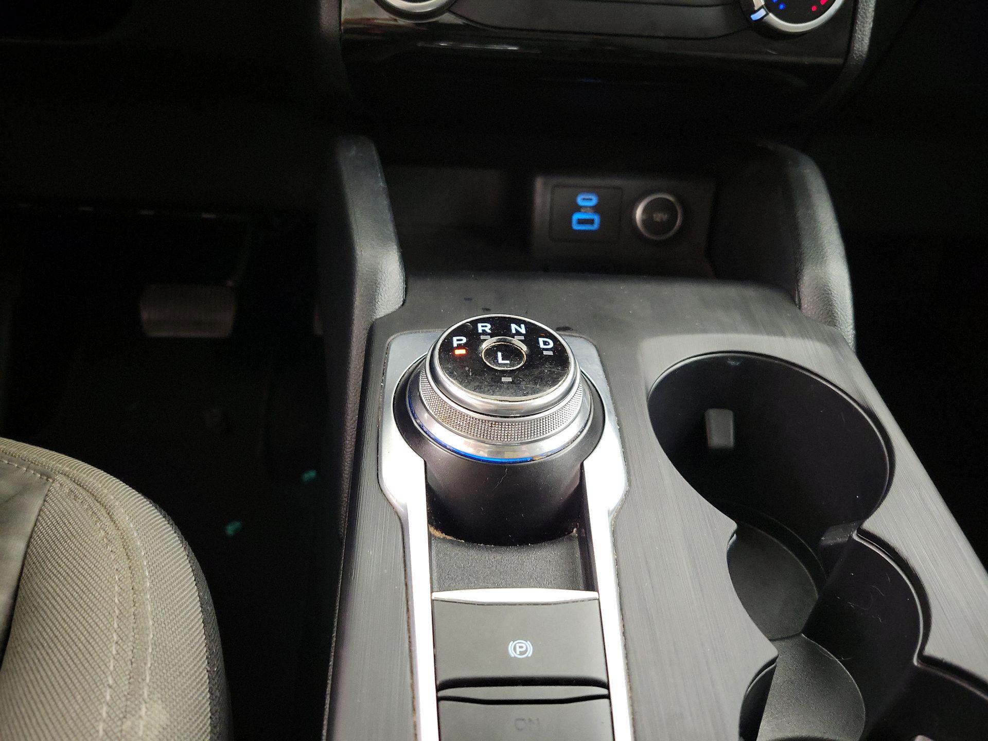 Thumbnail: 2021 Ford Escape - 17